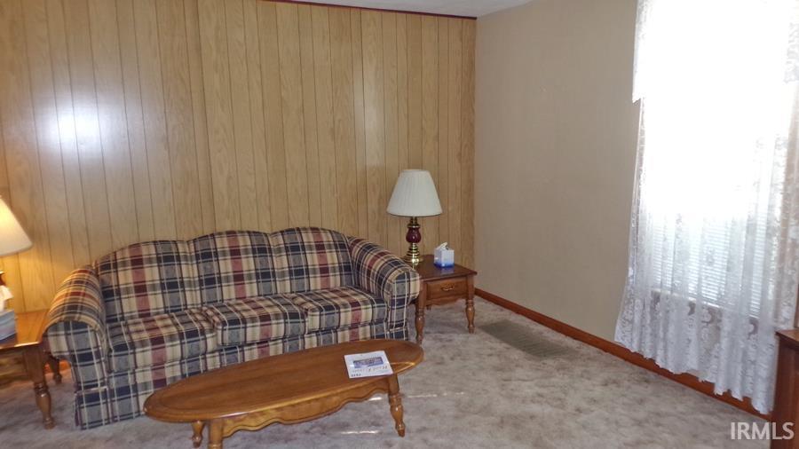 Homes for sale in Vincennes, IN | 102 E Swartzel Ave, Vincennes, IN 47591 | MLS# 202543699