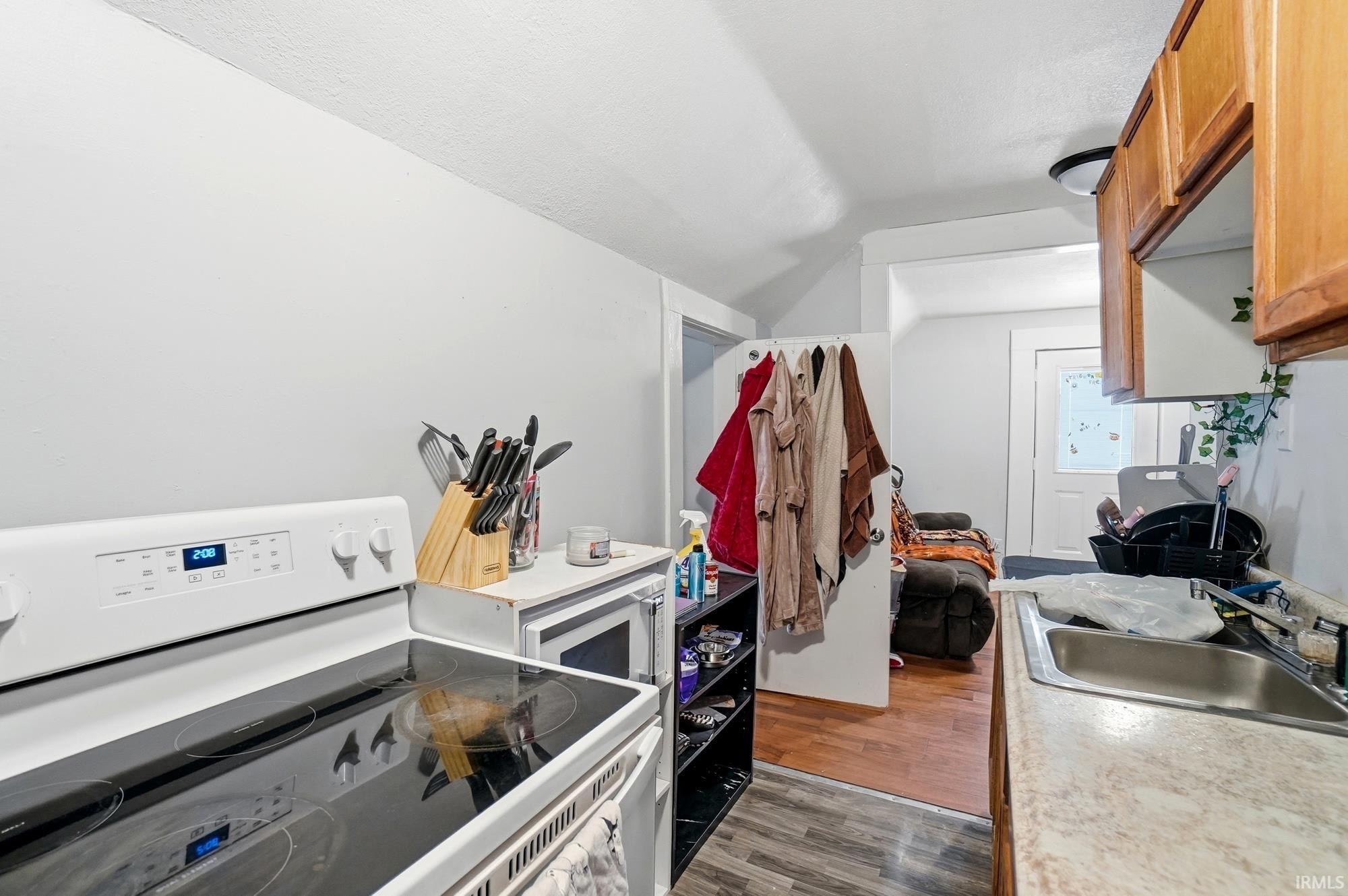 Photo 20 of 812 Huestis Avenue