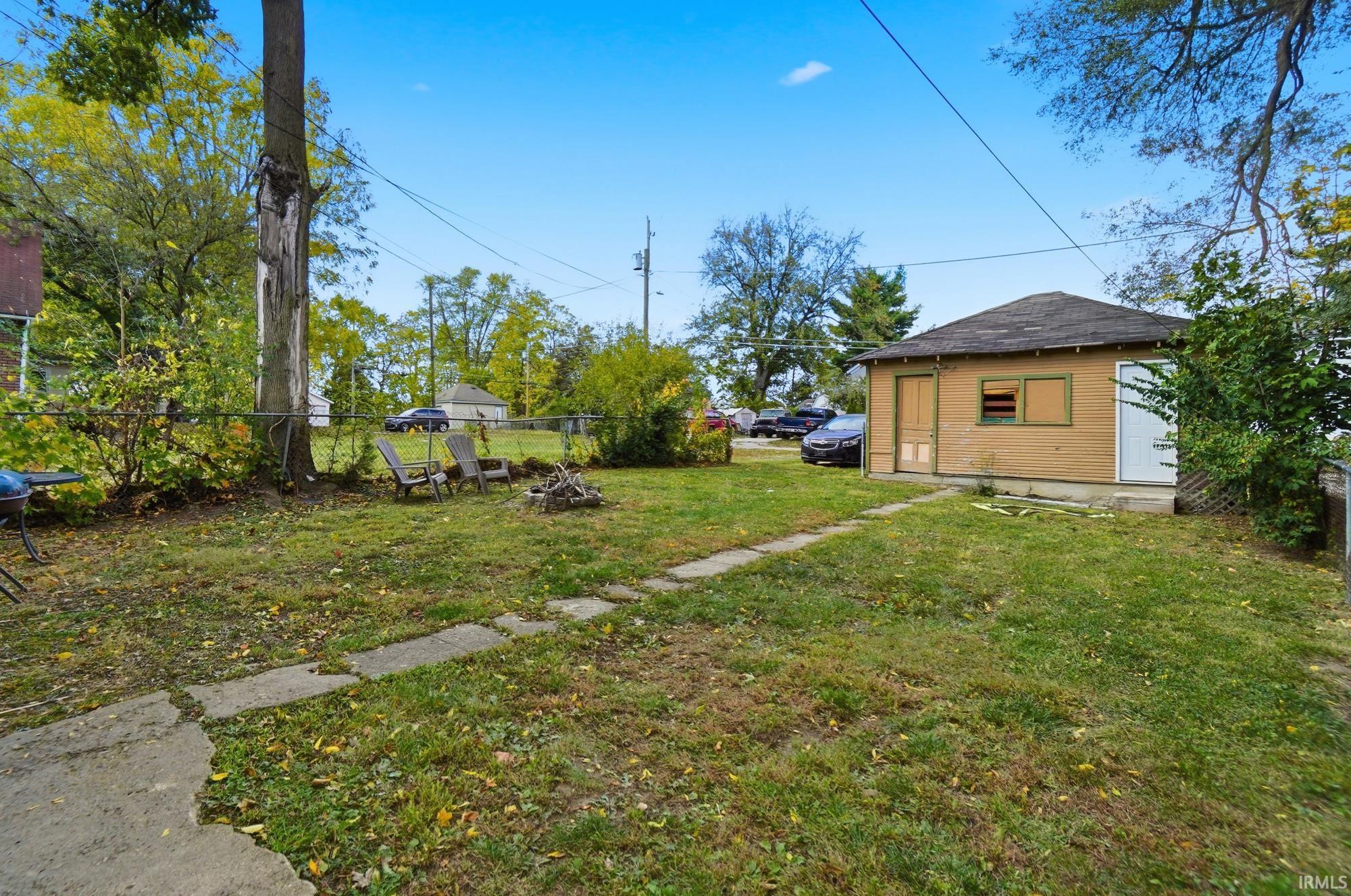 Photo 34 of 812 Huestis Avenue