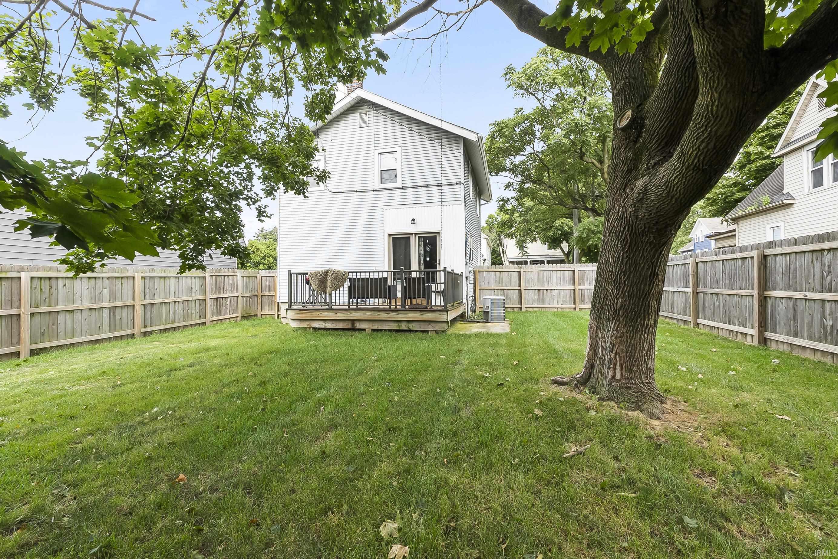 Photo 15 of 2338 N Clinton Street