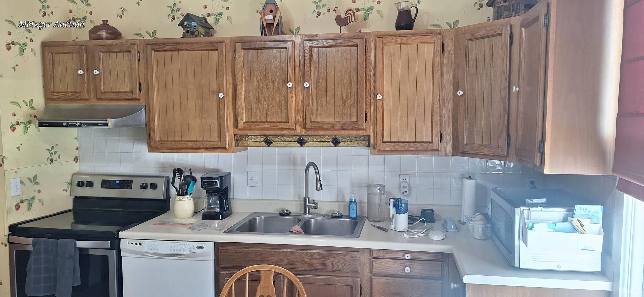 Photo 9 of 11250 N State Road 13