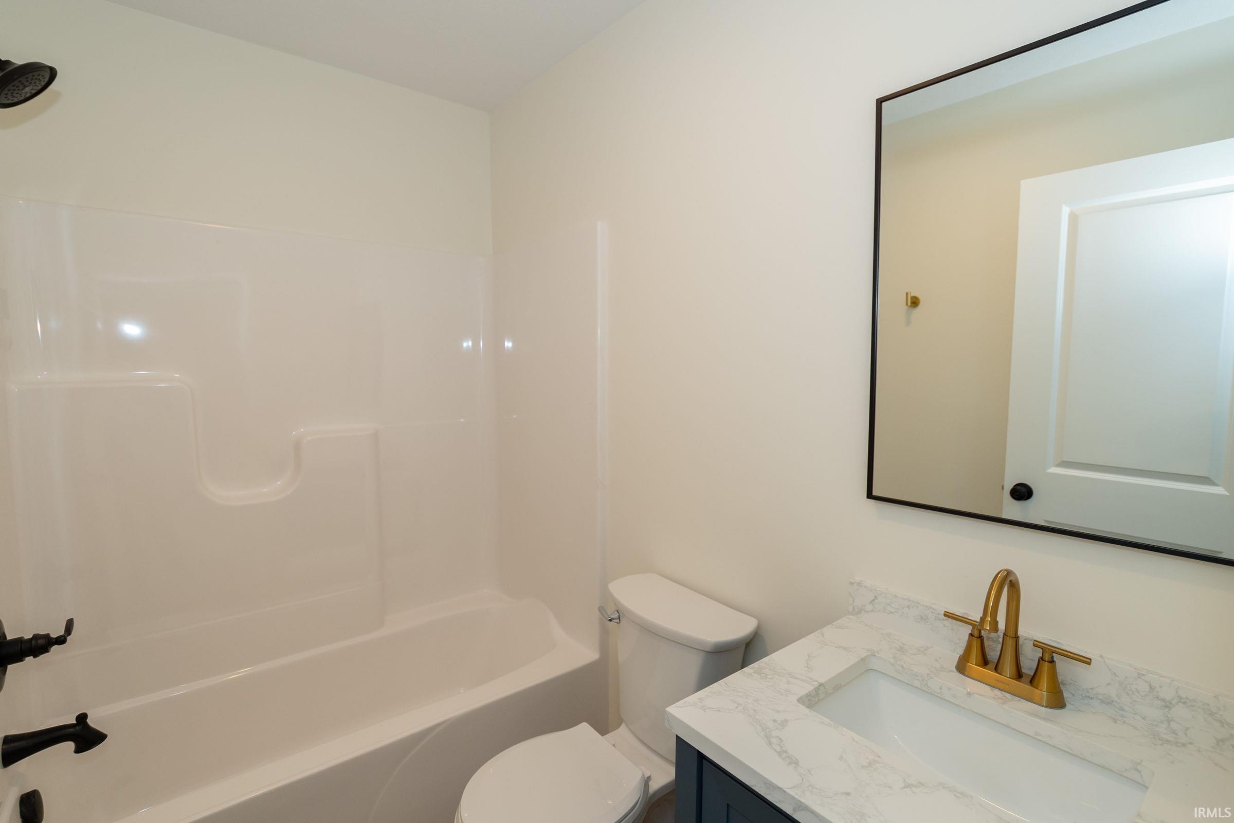 Photo 13 of 1105-1107 Edwardsburg Ave