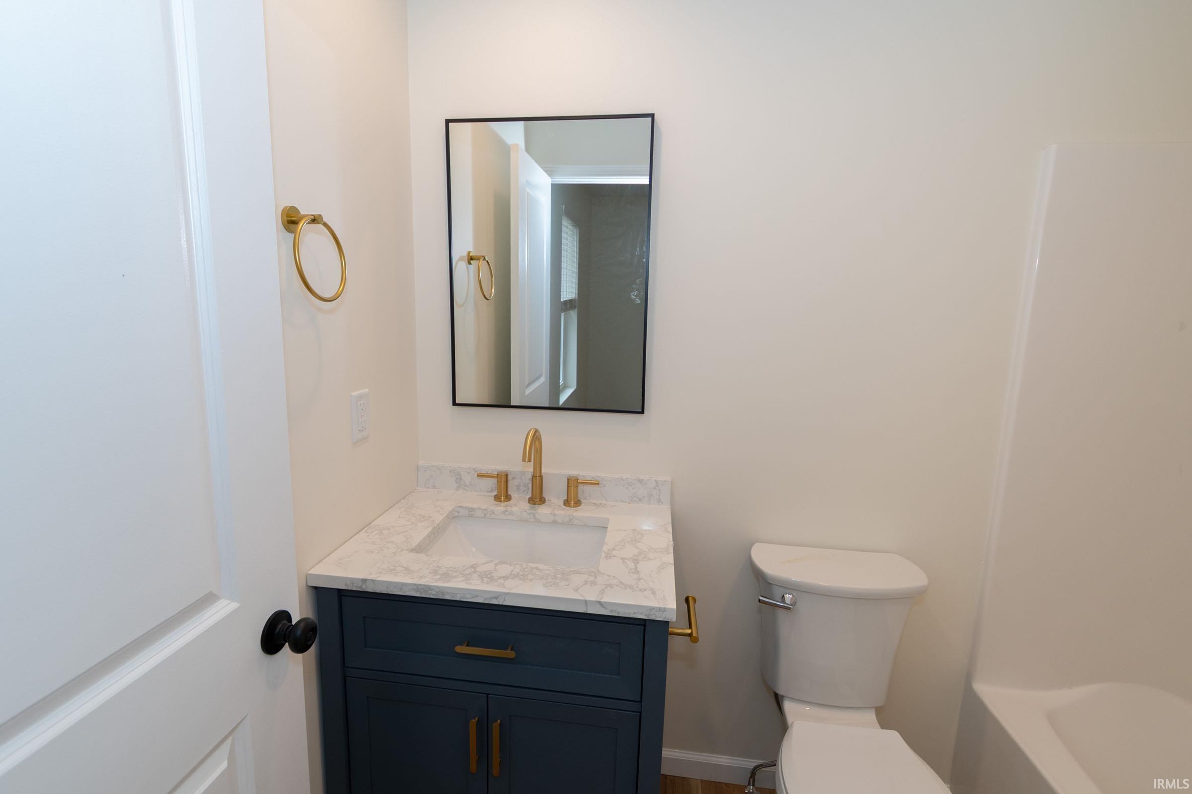 Photo 32 of 1105-1107 Edwardsburg Ave