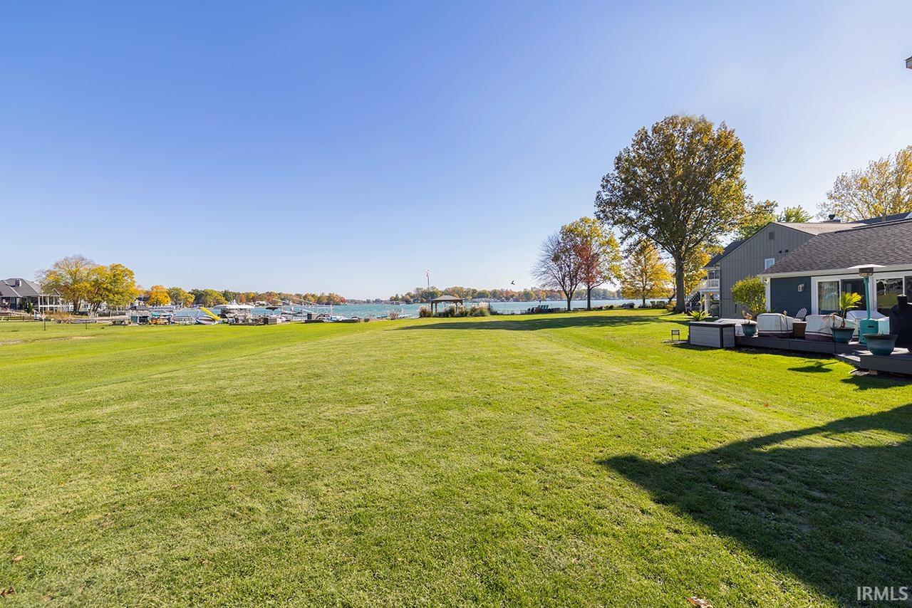 Photo 4 of 50938 N Shore Drive