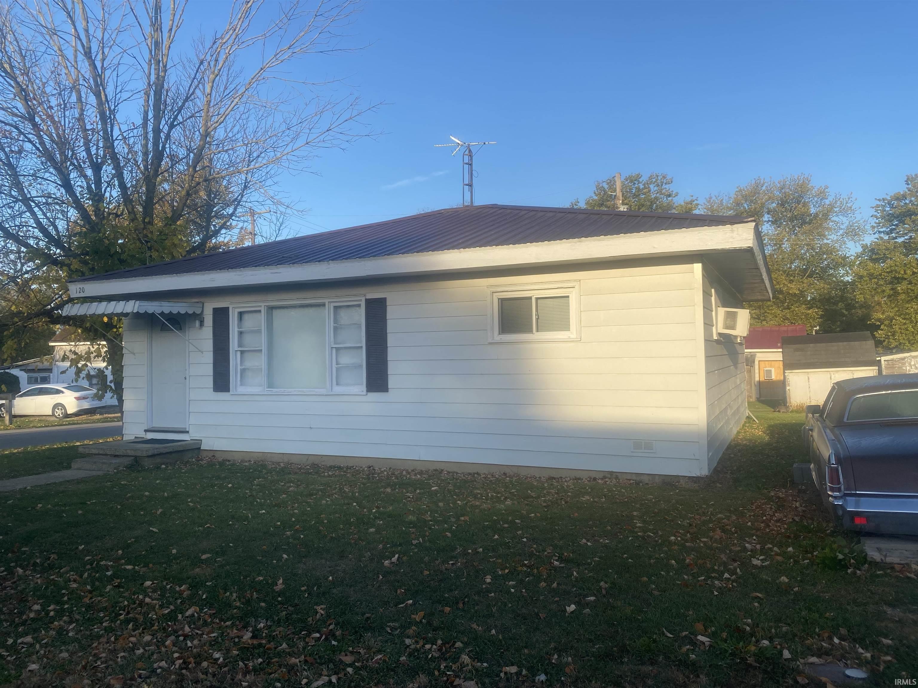 Homes for sale in Dunkirk, IN | 120 W Sam St, Dunkirk, IN 47336 | MLS# 202543733