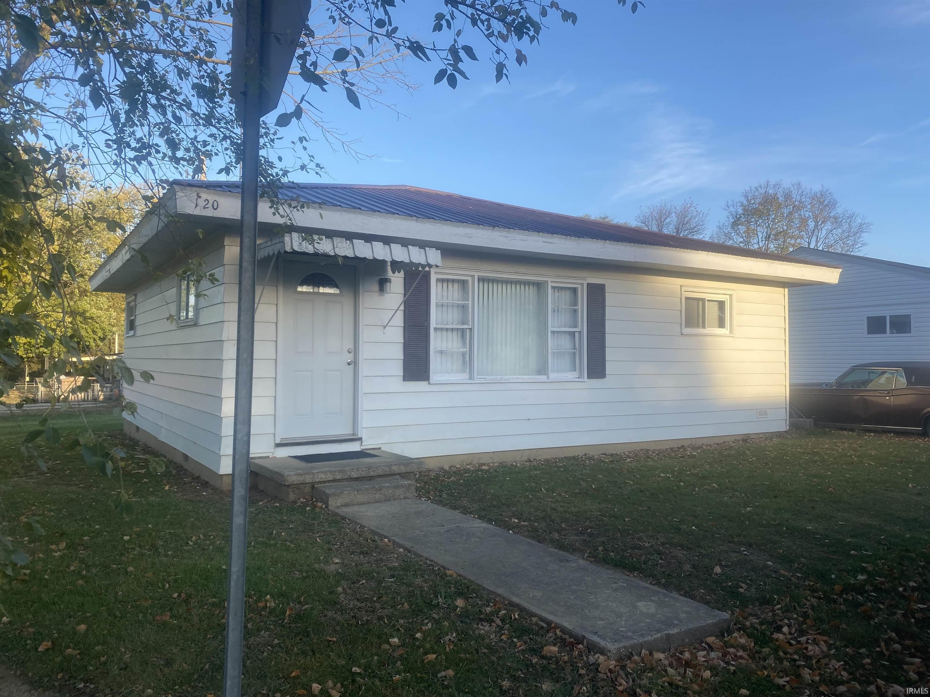 Homes for sale in Dunkirk, IN | 120 W Sam St, Dunkirk, IN 47336 | MLS# 202543733