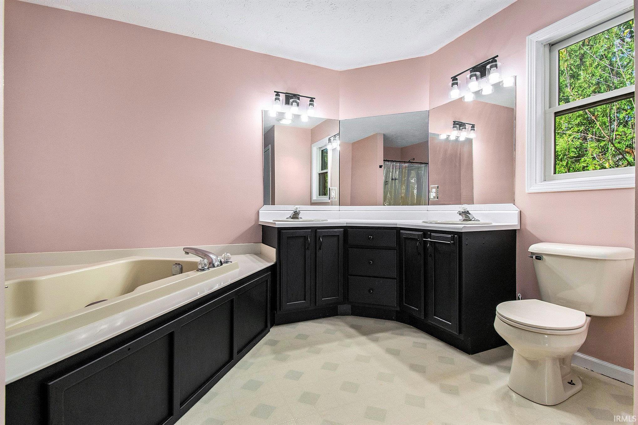 Photo 12 of 4363 N 700