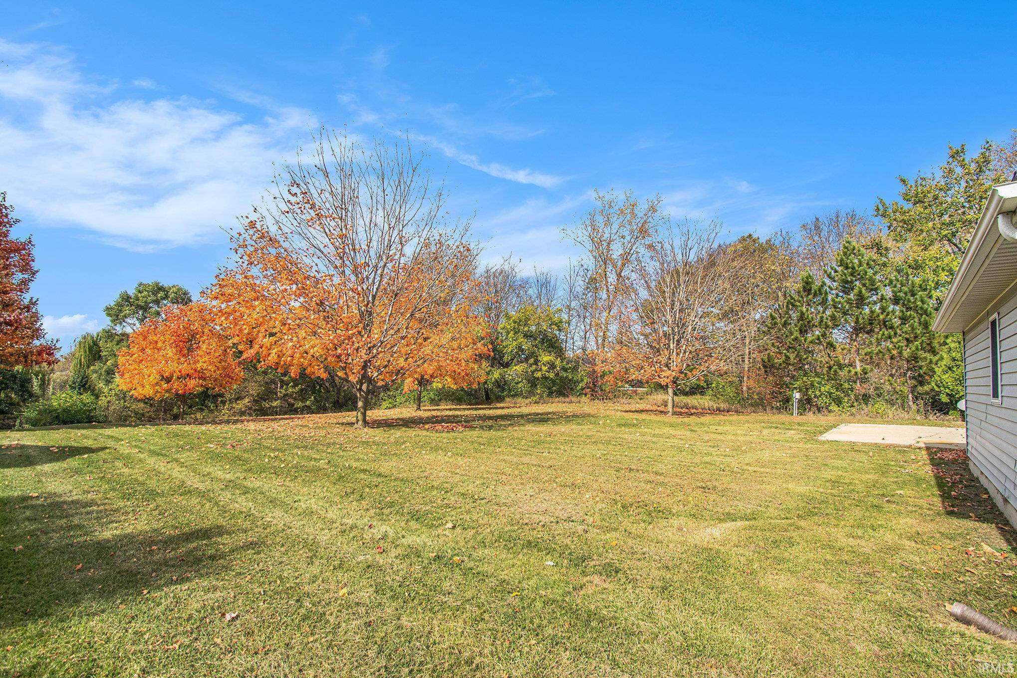 Photo 23 of 4363 N 700