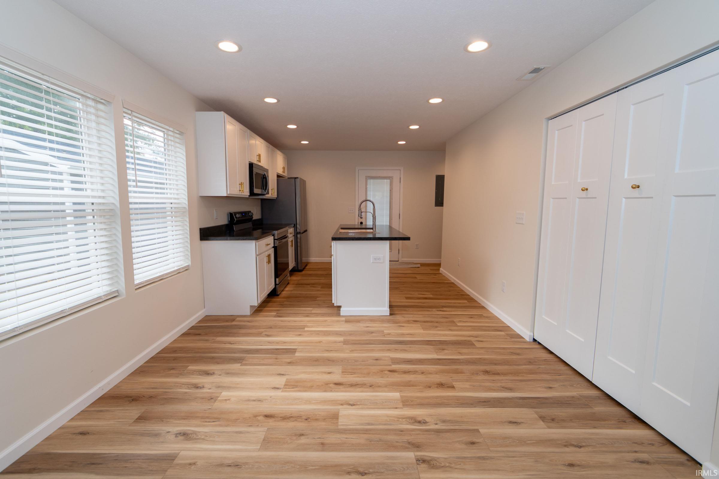 Photo 28 of 1117-1119 Edwardsburg Ave.