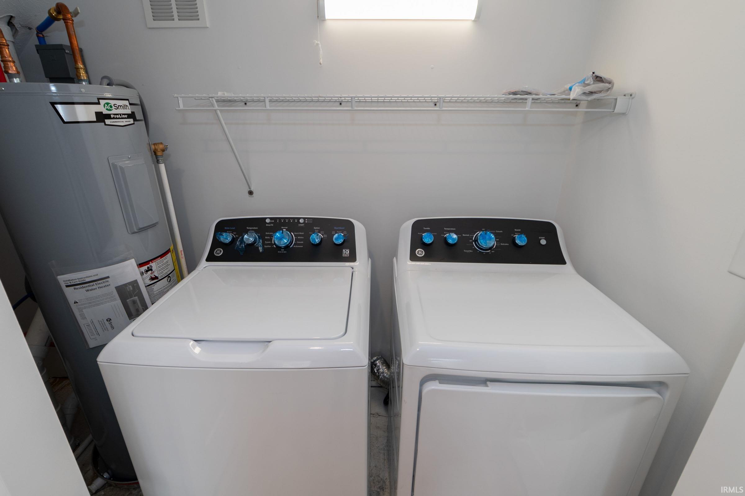 Photo 4 of 1117-1119 Edwardsburg Ave.