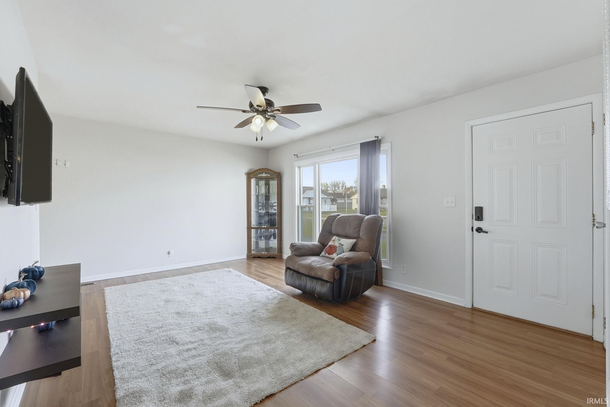 Photo 3 of 18 Shamrock Court