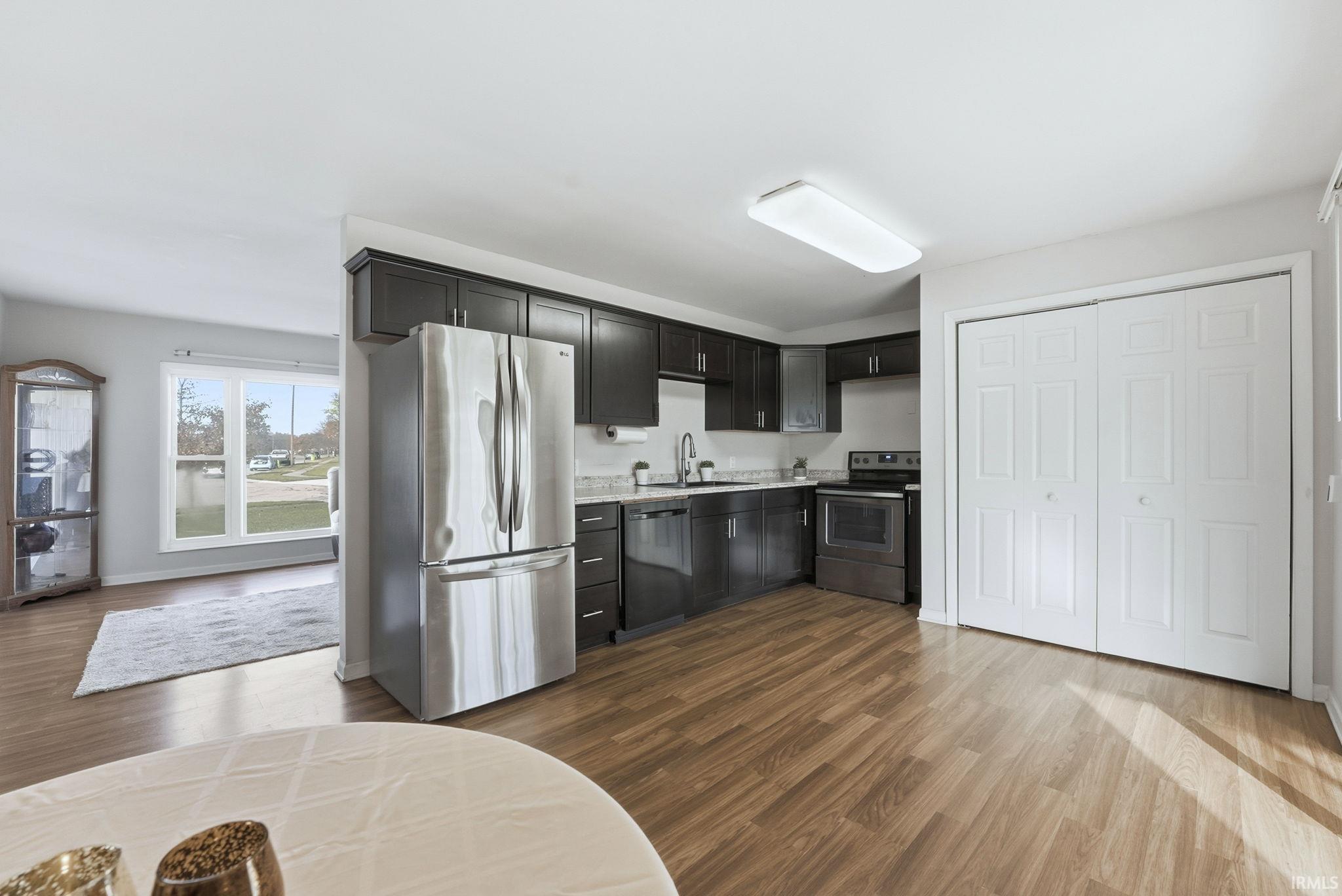 Photo 5 of 18 Shamrock Court