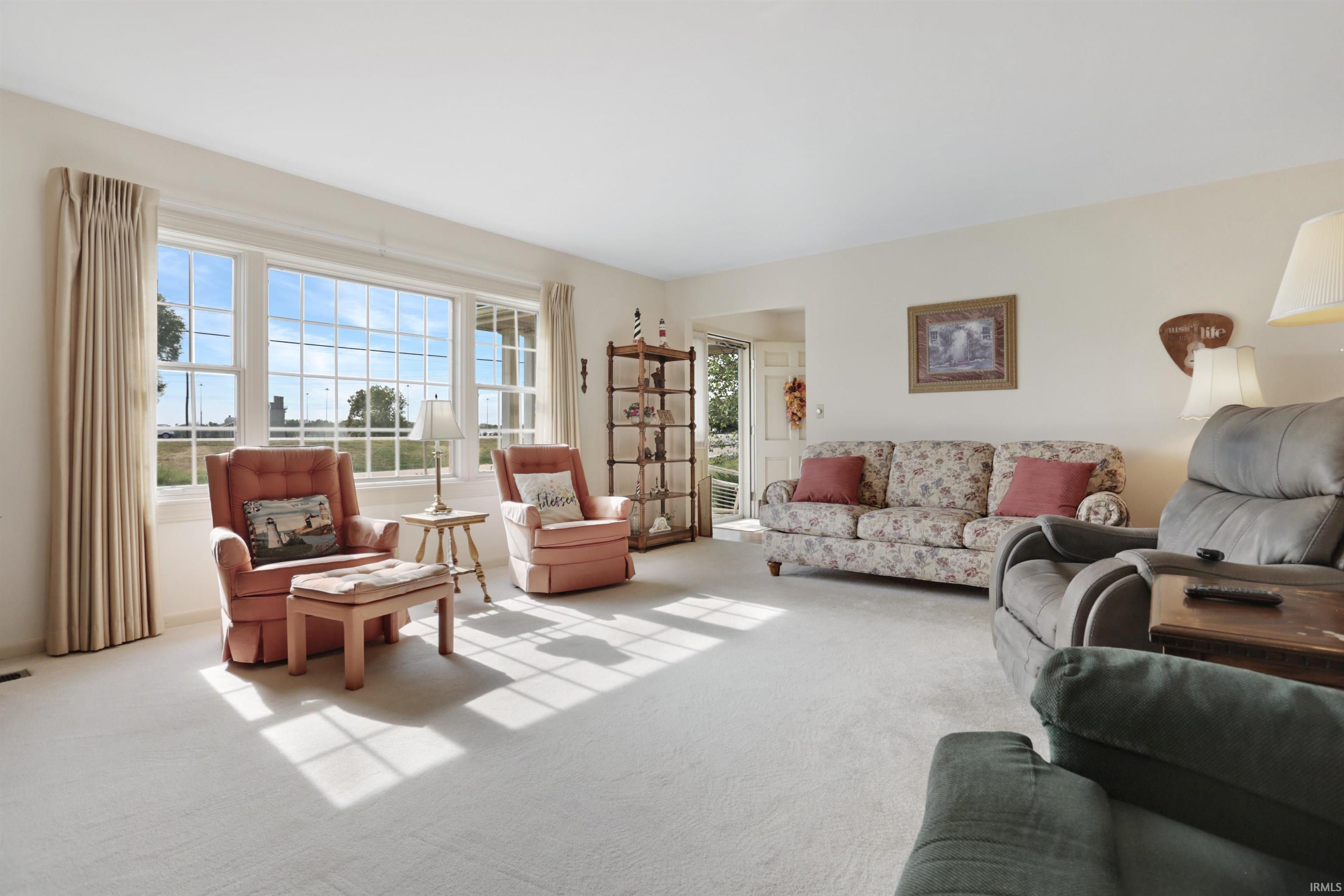 Homes for sale in Newburgh, IN | 6977 Boyer Rd, Newburgh, IN 47630 | MLS# 202543781