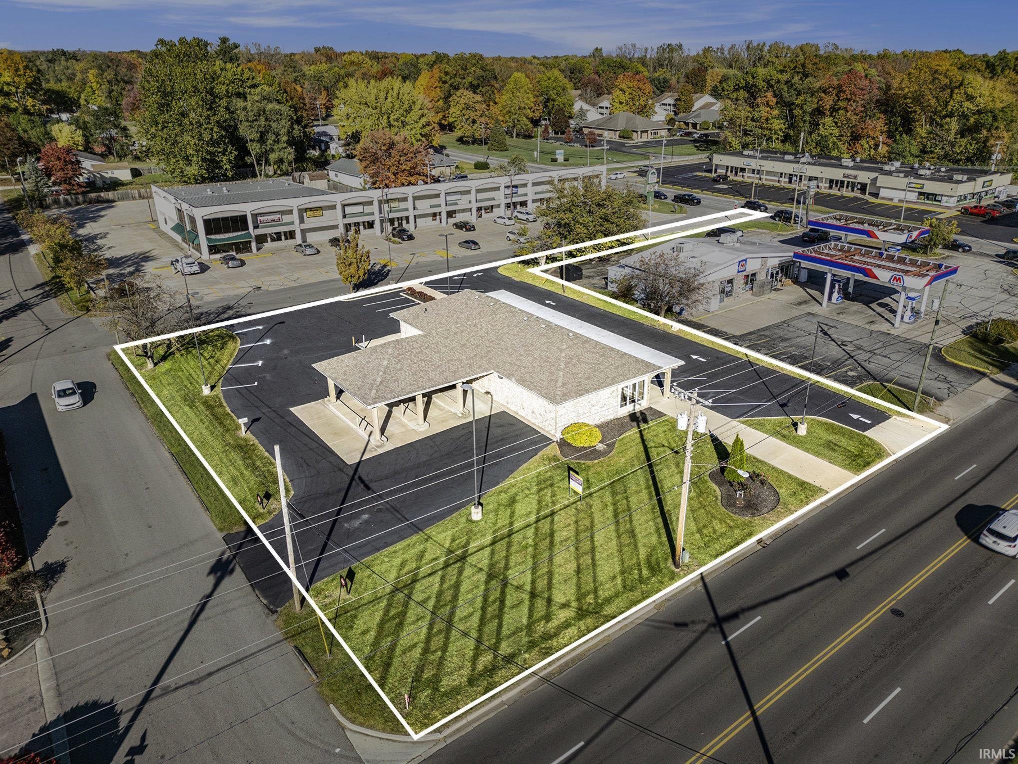 Photo 2 of 1842 E Bristol Street