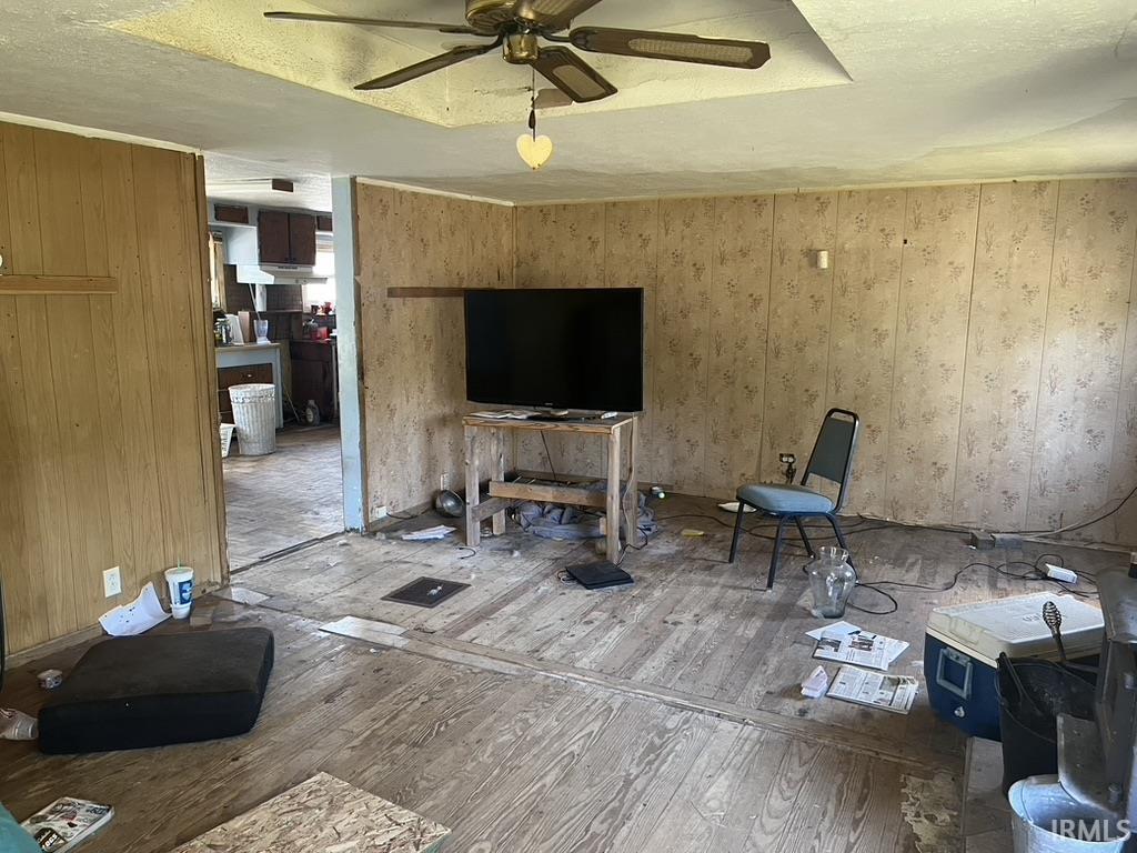 Homes for sale in Osceola, IN | 10912 Fairview Ave, Osceola, IN 46561 | MLS# 202543794