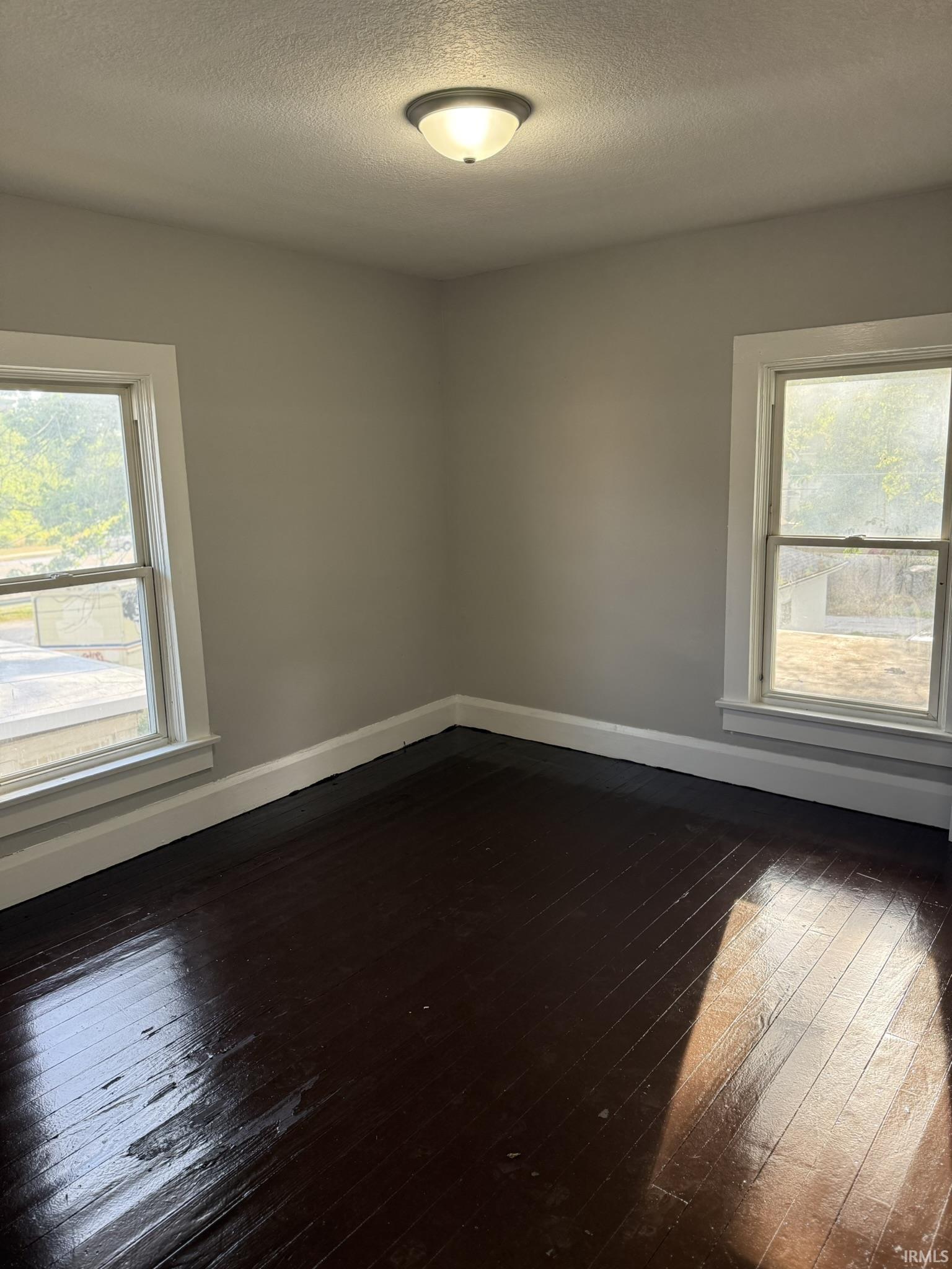 Photo 19 of 2323 N Clinton Street