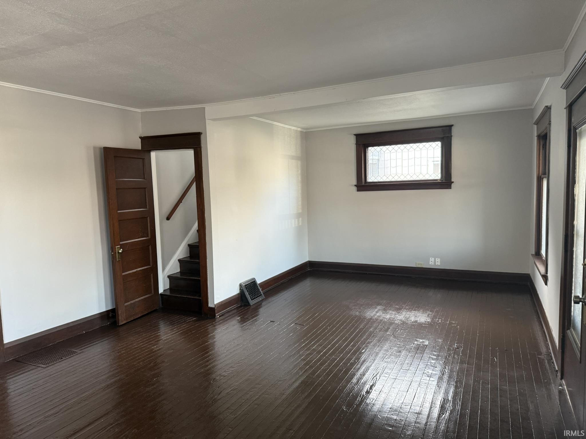 Photo 2 of 2323 N Clinton Street