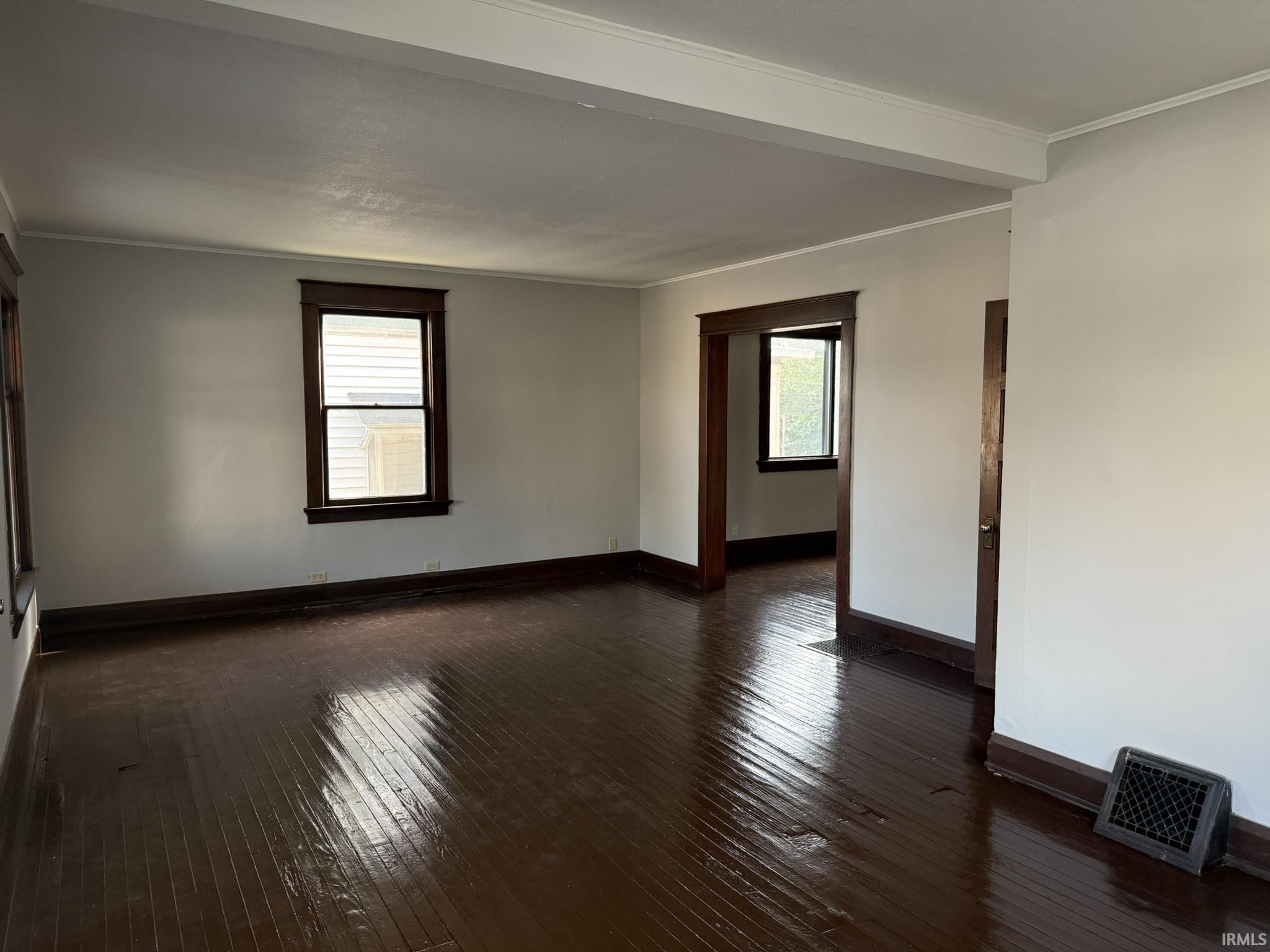 Photo 3 of 2323 N Clinton Street