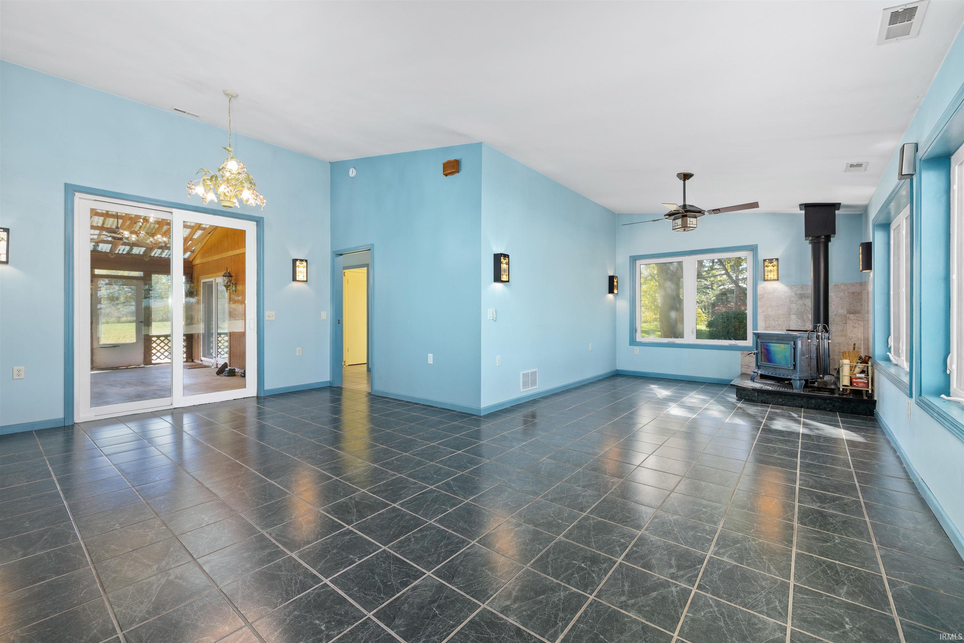 Photo 3 of 4718 CR 12