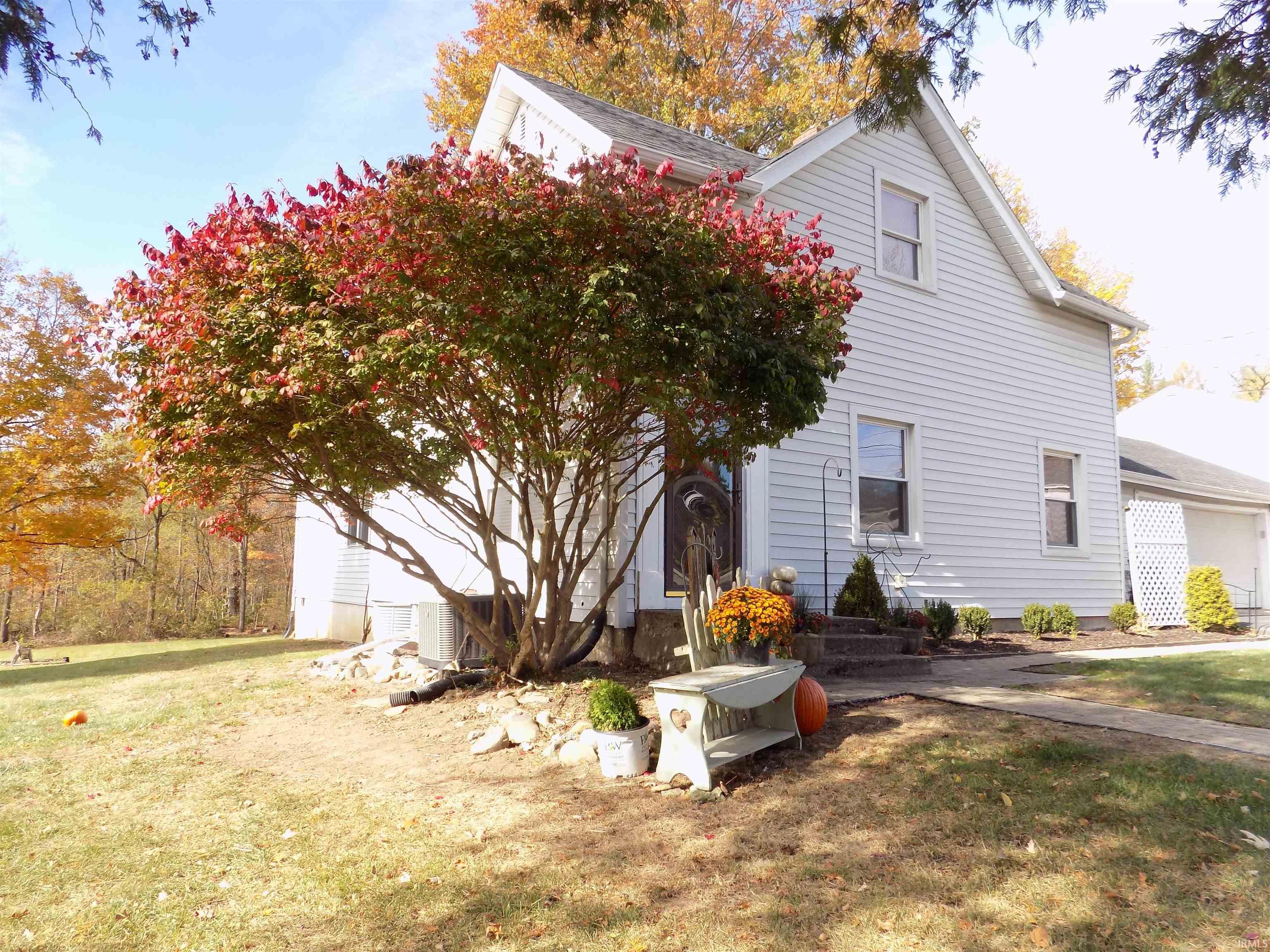 Photo 1 of 715 N Seminary Street