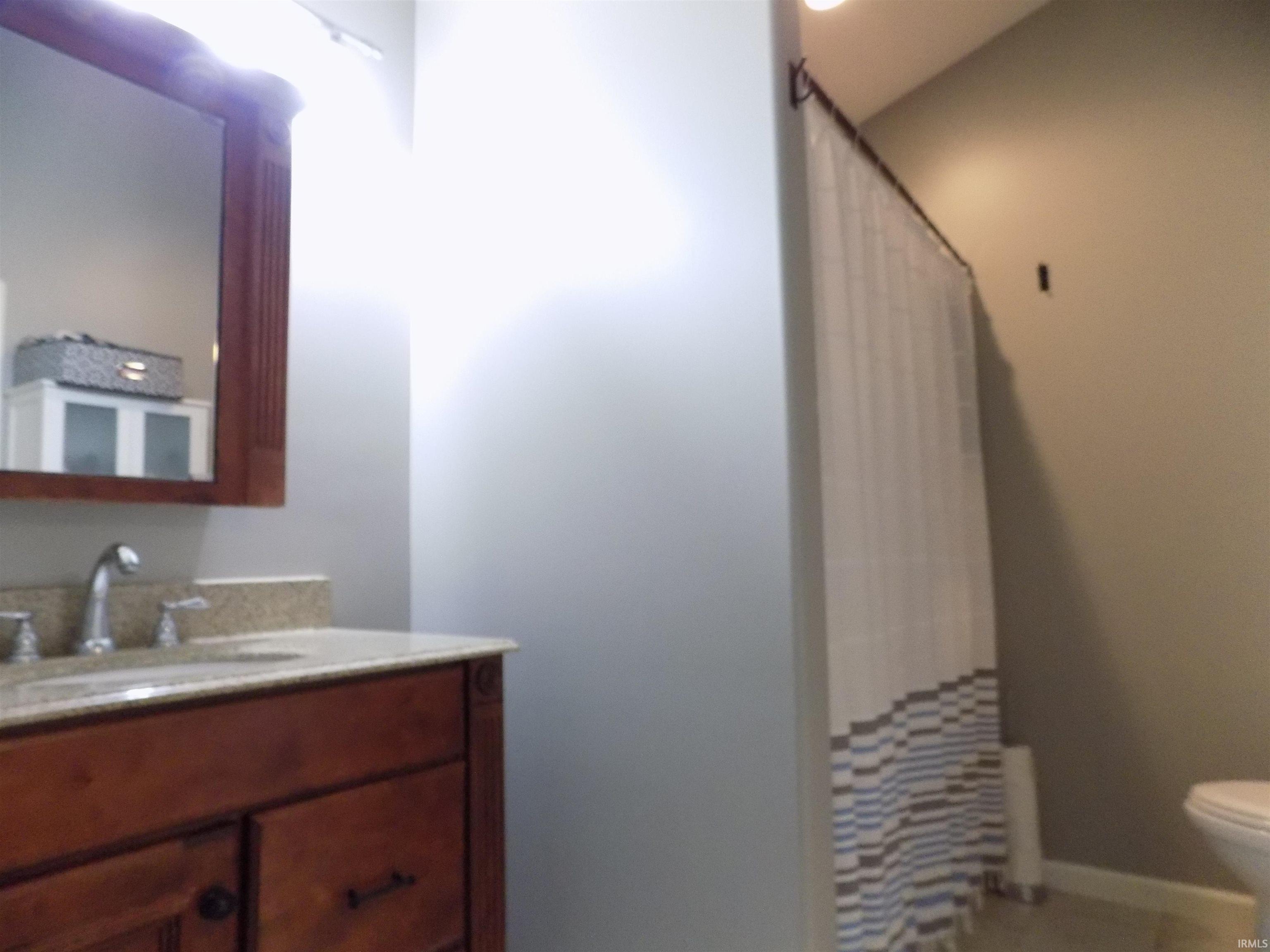 Photo 20 of 715 N Seminary Street