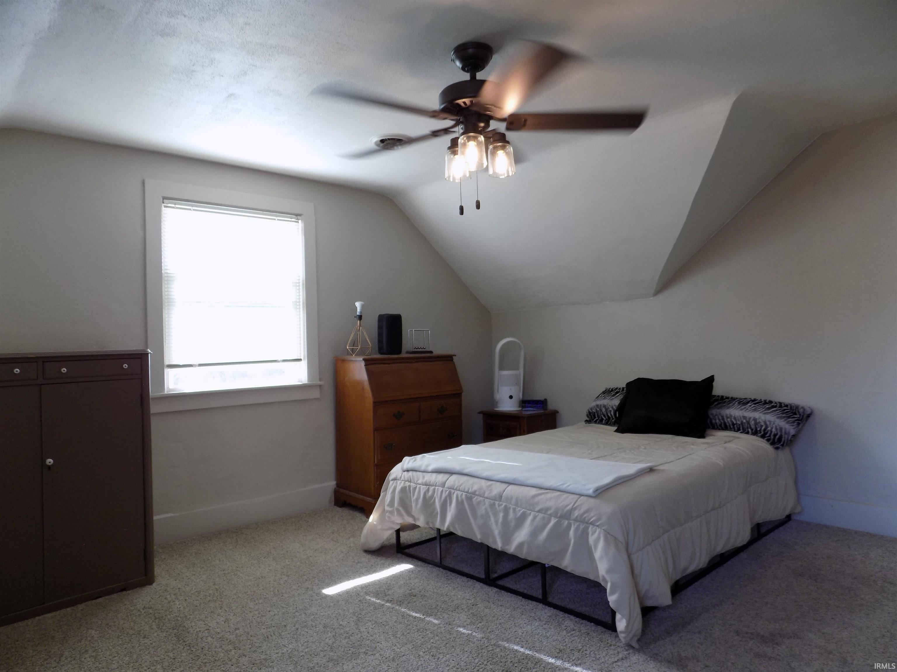 Photo 24 of 715 N Seminary Street