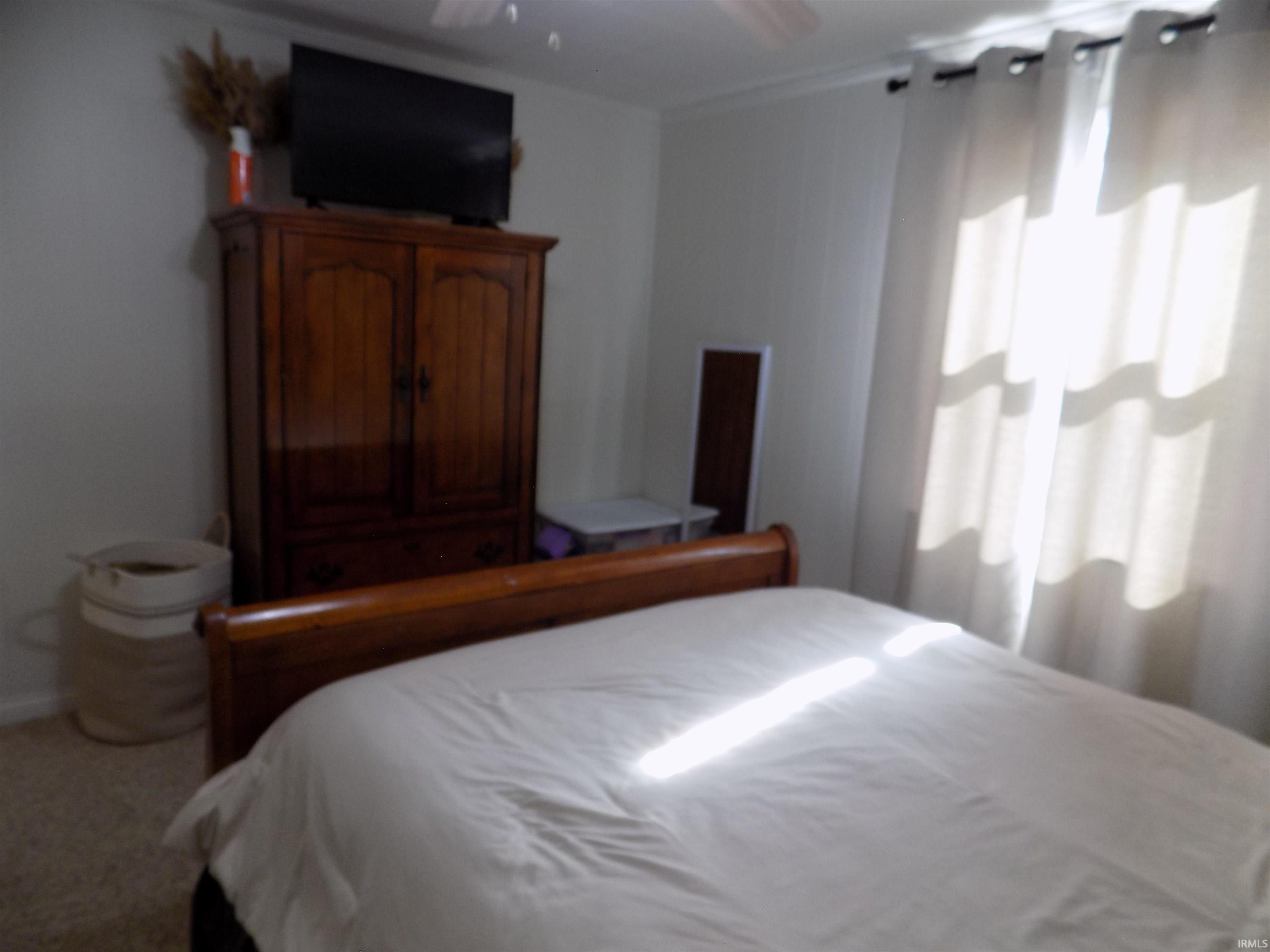 Photo 27 of 715 N Seminary Street