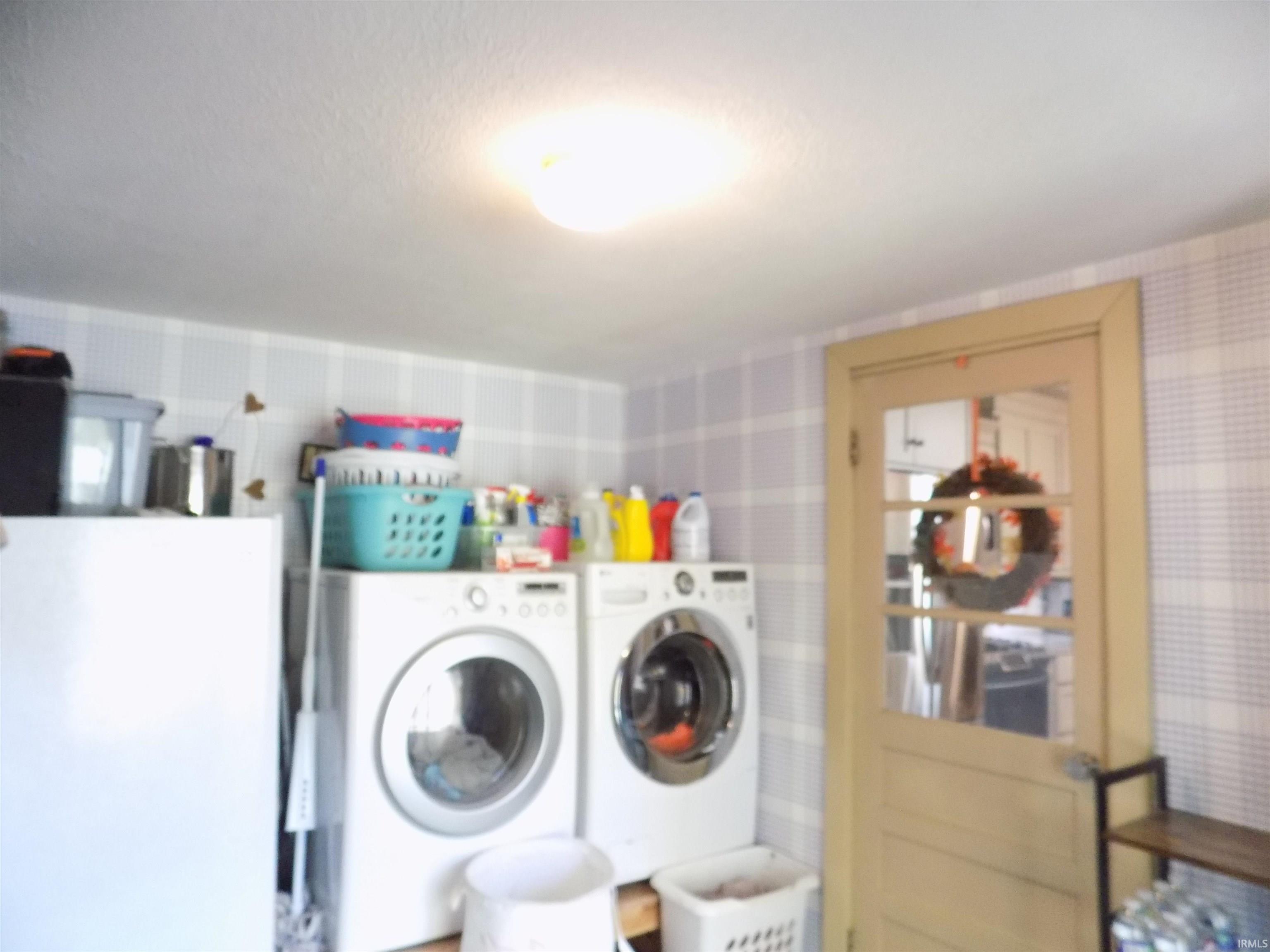 Photo 28 of 715 N Seminary Street