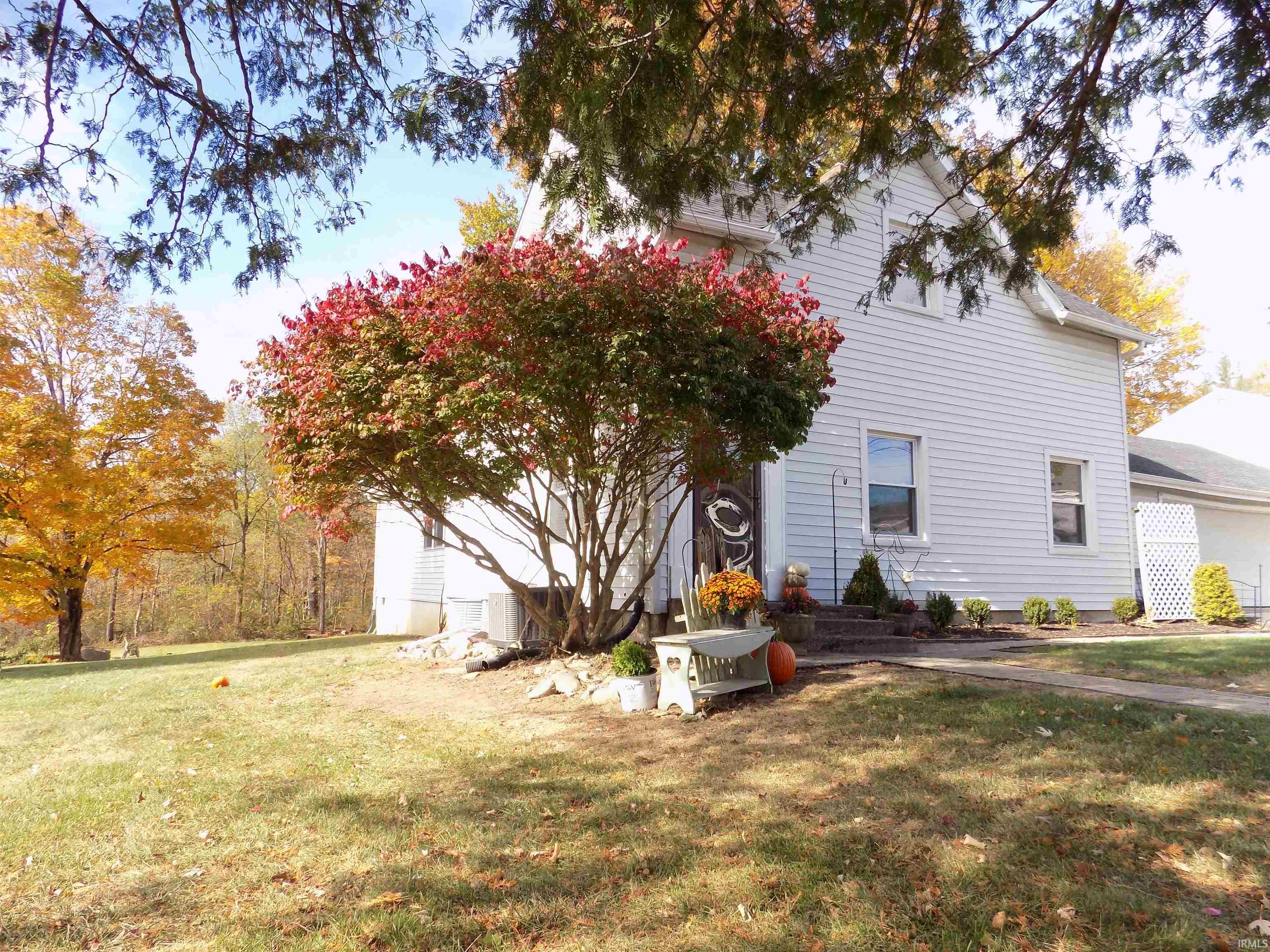 Photo 35 of 715 N Seminary Street