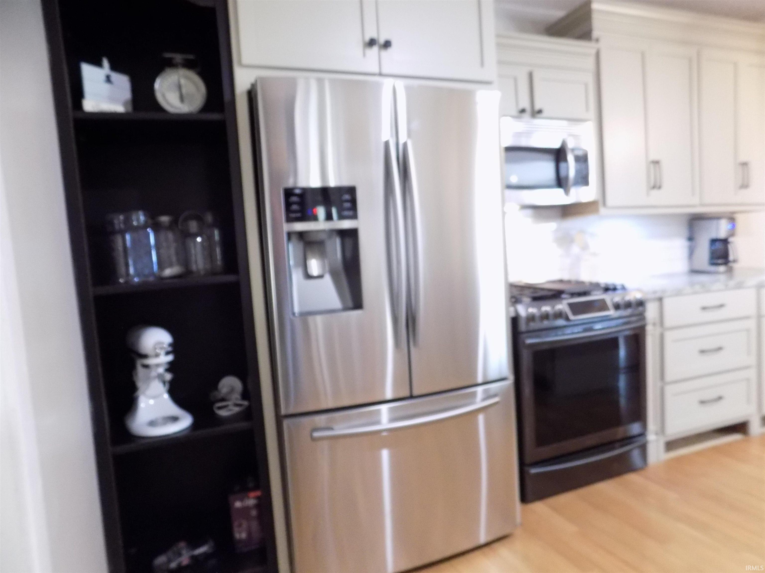 Photo 9 of 715 N Seminary Street