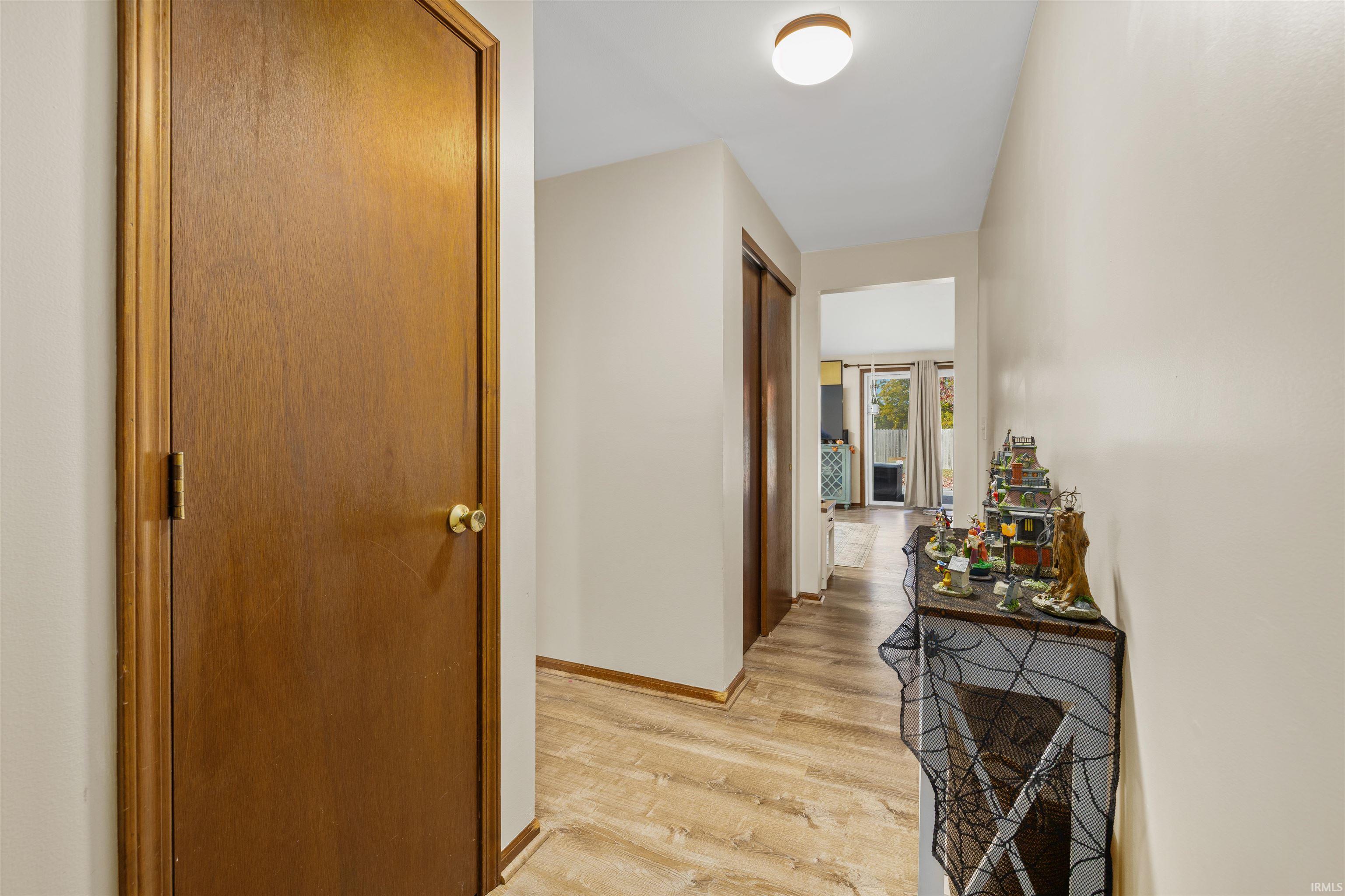 Photo 13 of 601 Iwo Street