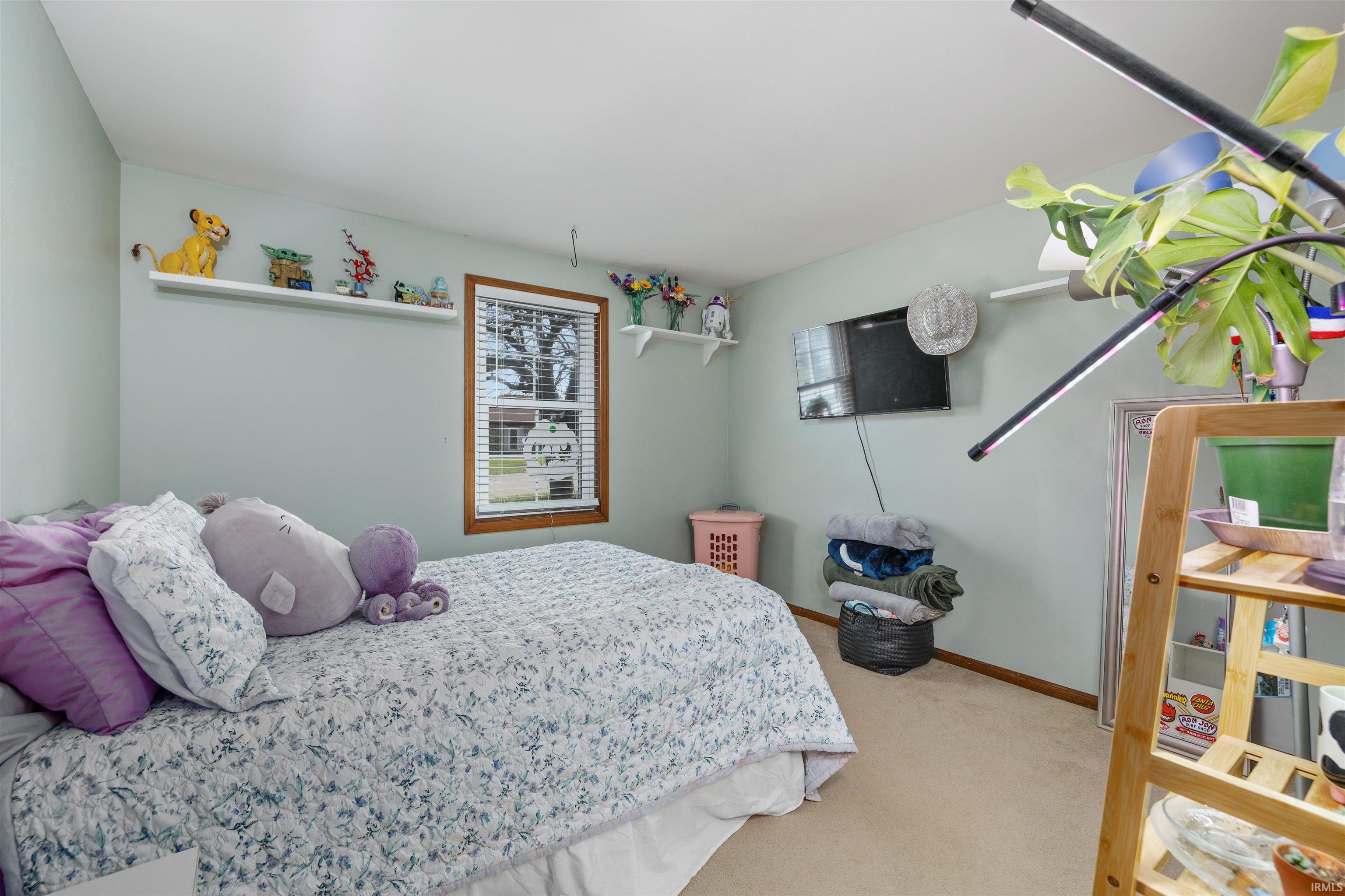 Photo 17 of 601 Iwo Street