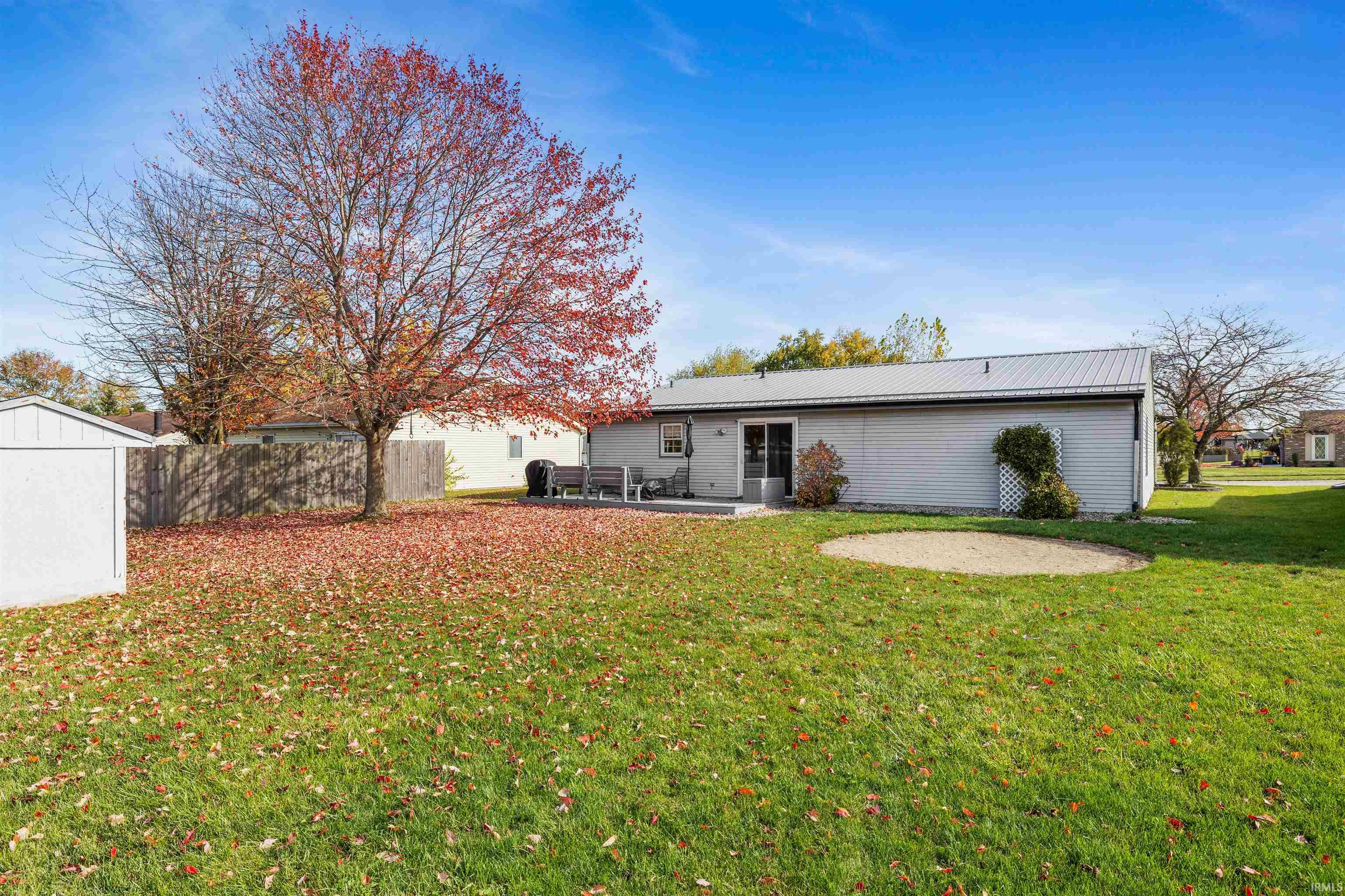 Photo 2 of 601 Iwo Street