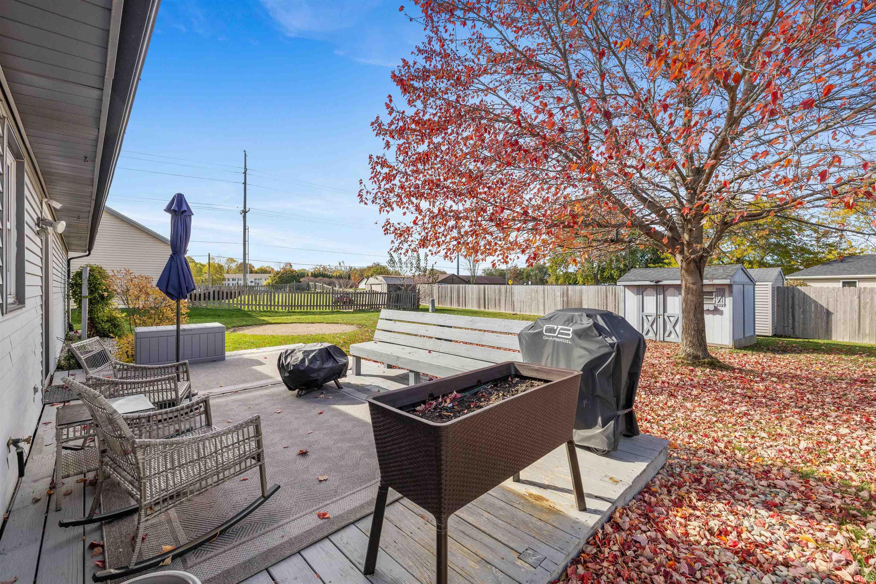 Photo 24 of 601 Iwo Street