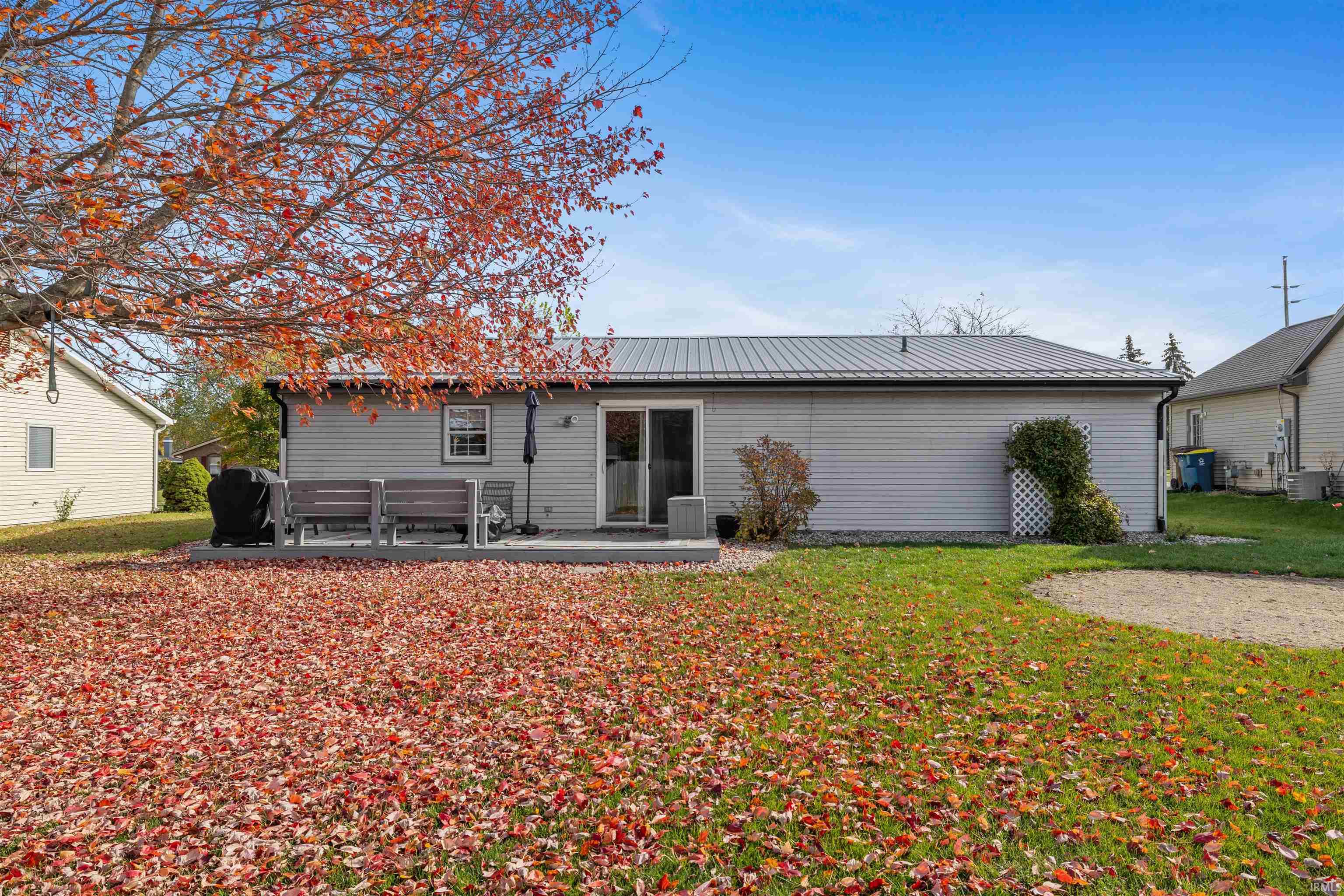 Photo 27 of 601 Iwo Street