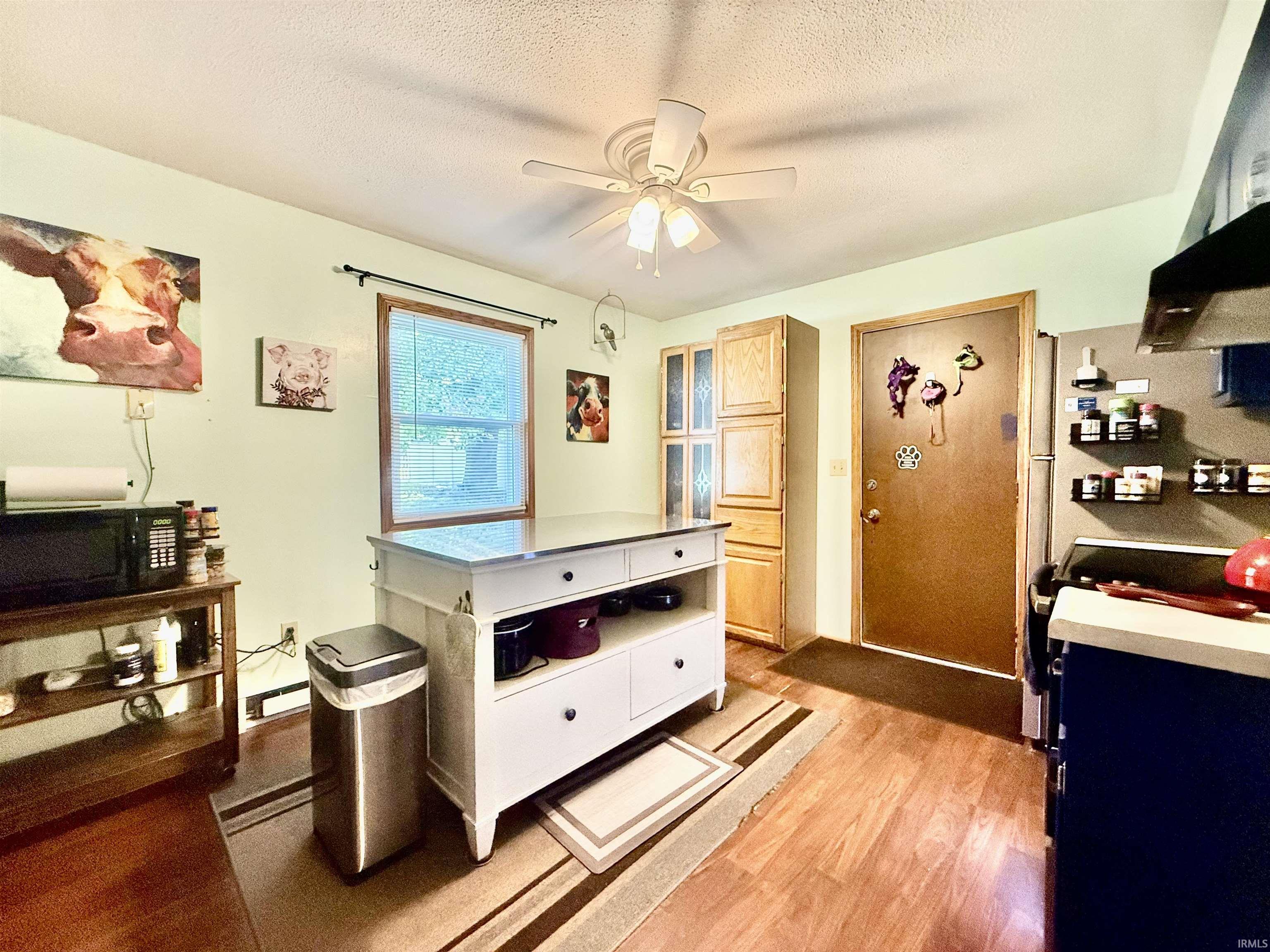 Photo 10 of 326 E Lisle Street