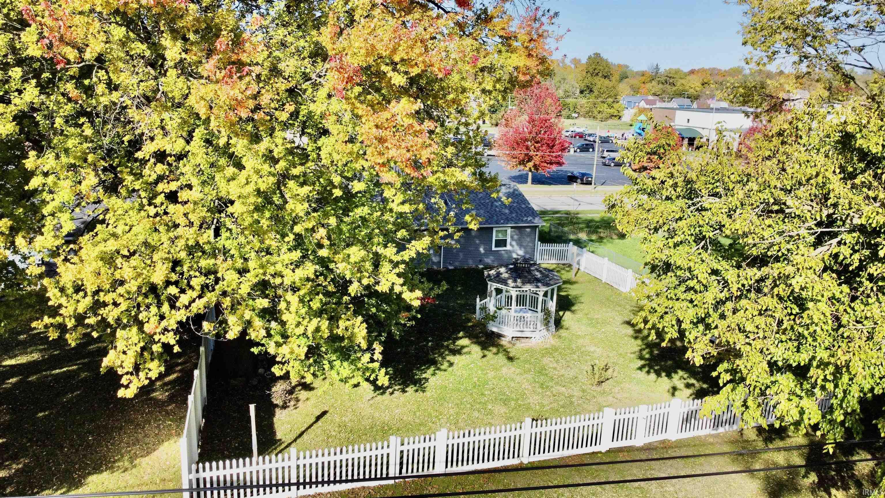 Photo 2 of 326 E Lisle Street