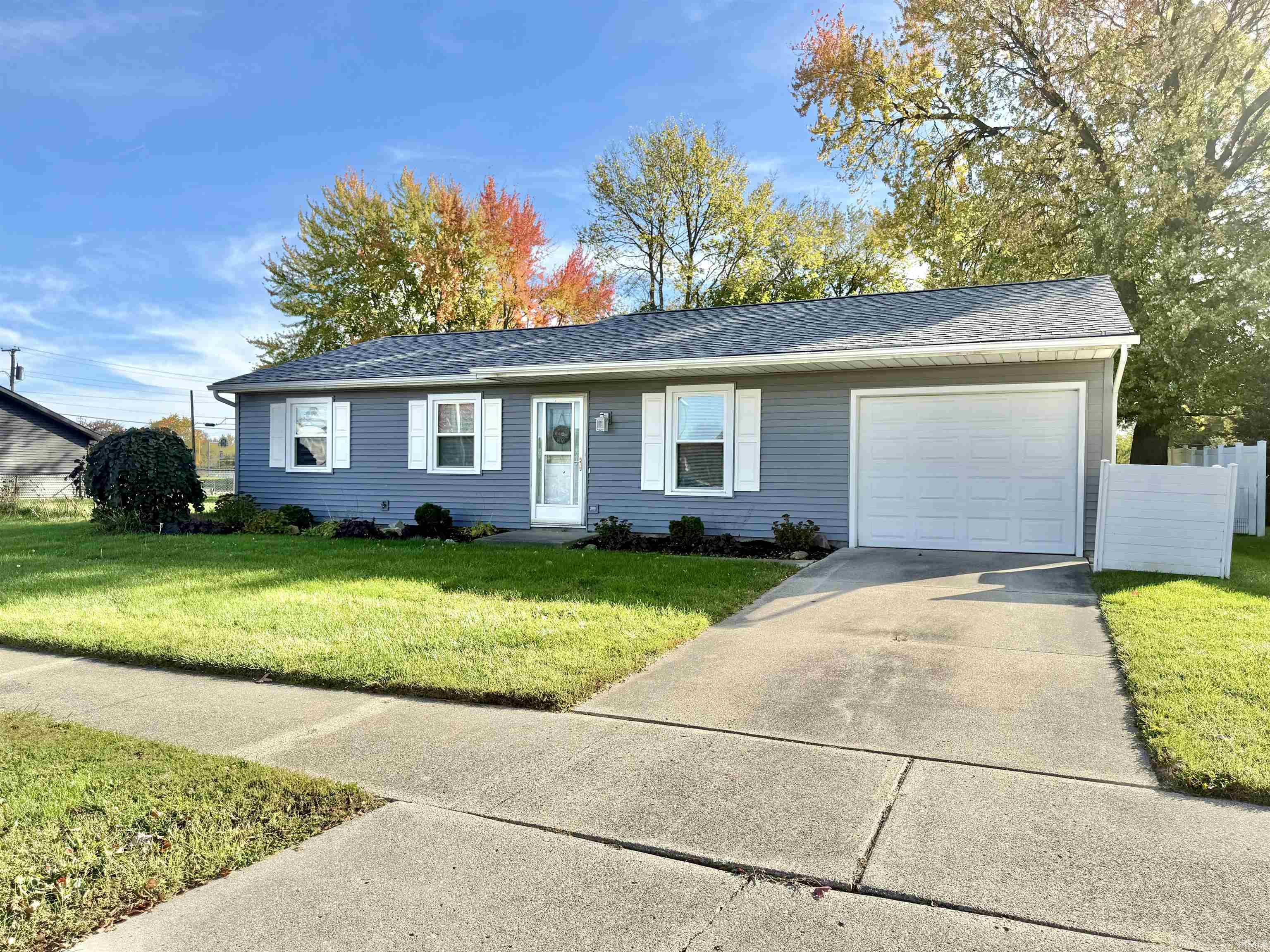 Photo 26 of 326 E Lisle Street