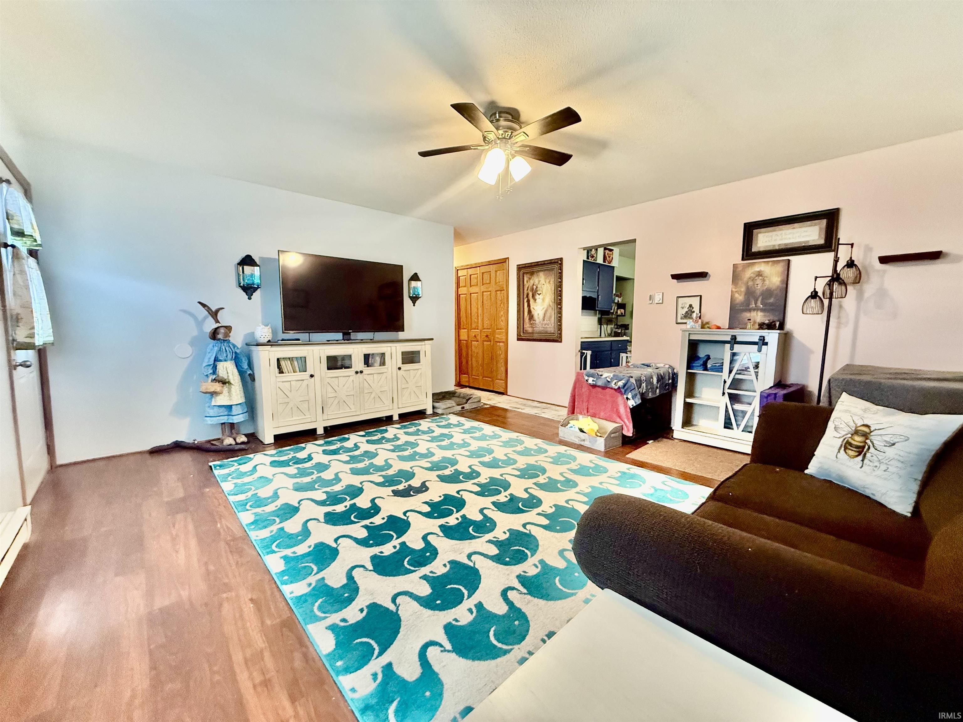 Photo 8 of 326 E Lisle Street