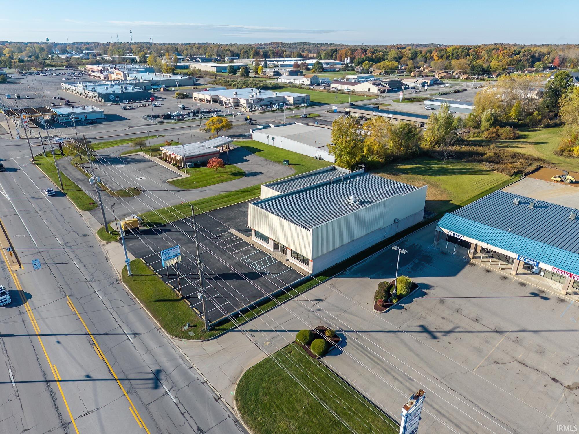 Photo 2 of 1905 N Wayne Street