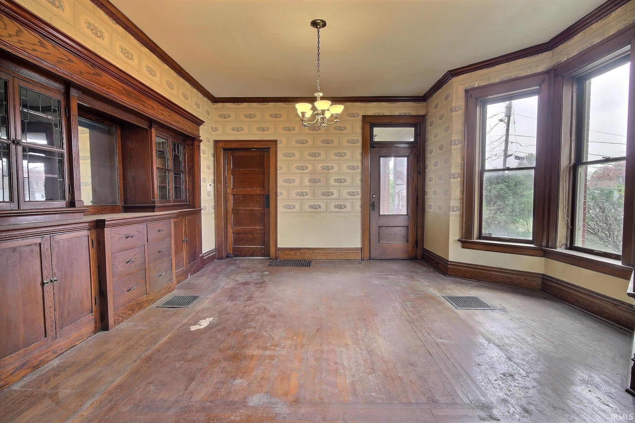 Photo 10 of 4426 S Calhoun Street