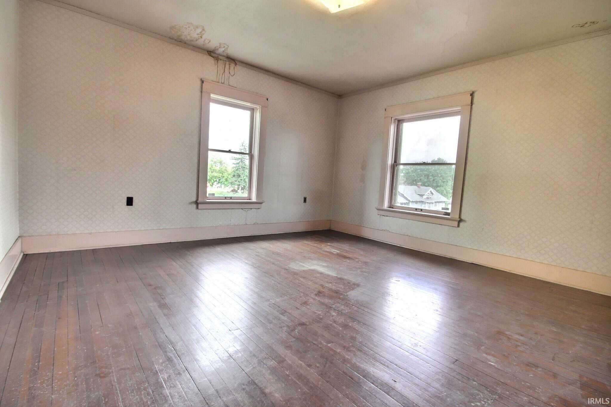 Photo 23 of 4426 S Calhoun Street