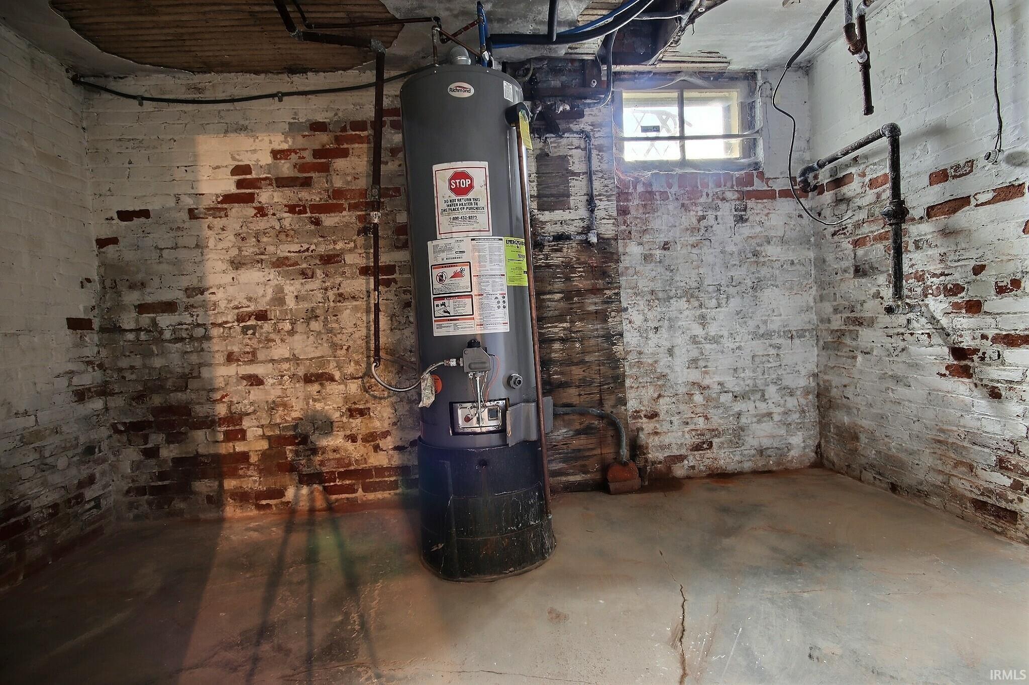 Photo 31 of 4426 S Calhoun Street