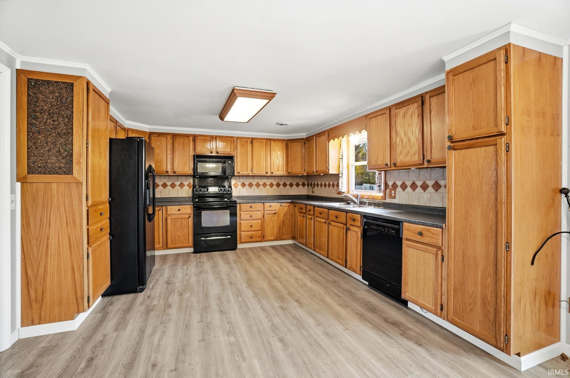 Photo 10 of 4395 E Lincolnway Road