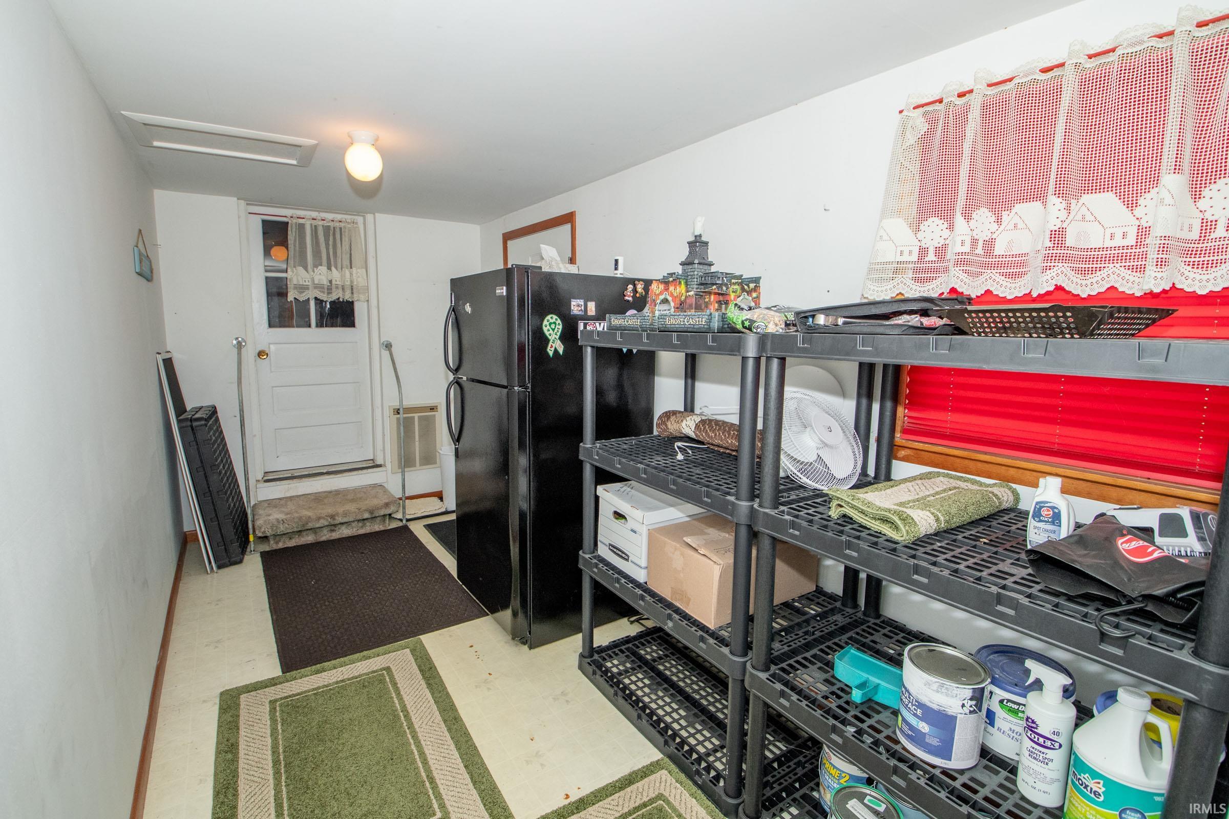 Photo 15 of 9274 W HARPER LAKE Road