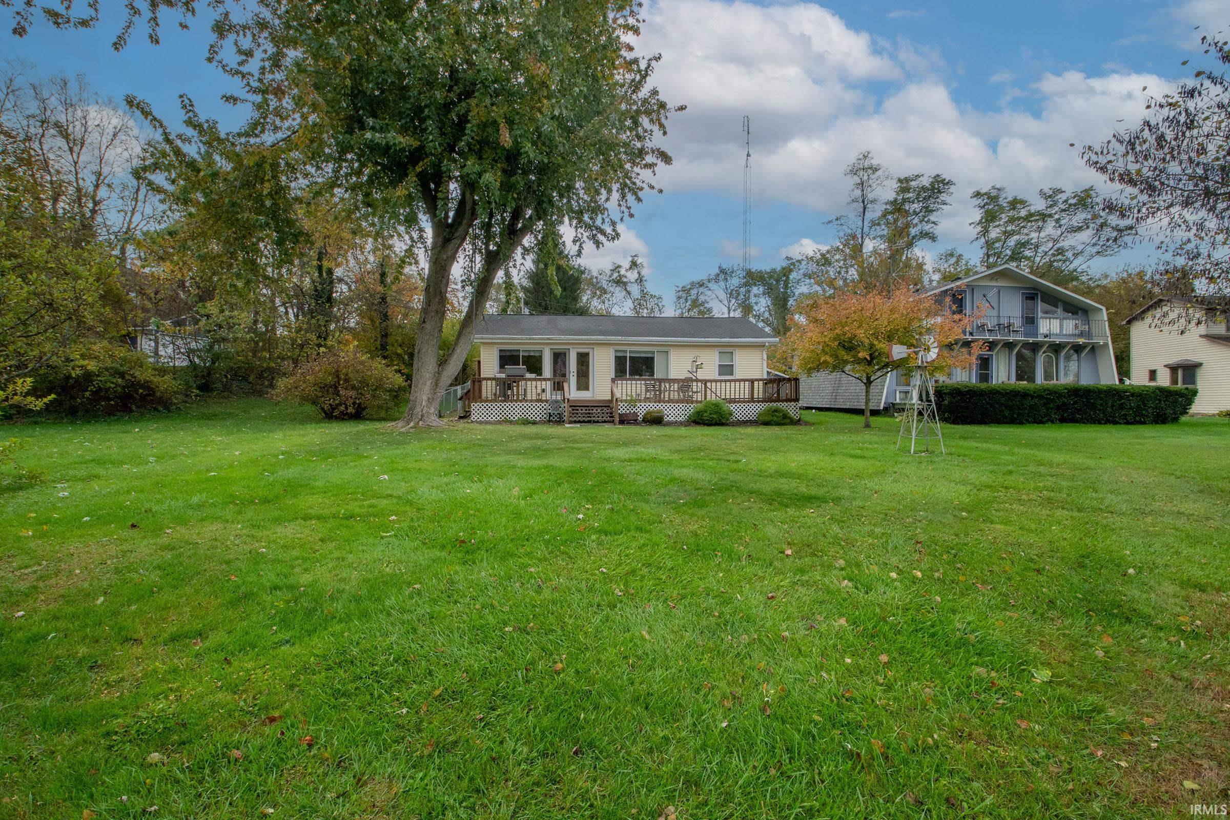 Photo 3 of 9274 W HARPER LAKE Road