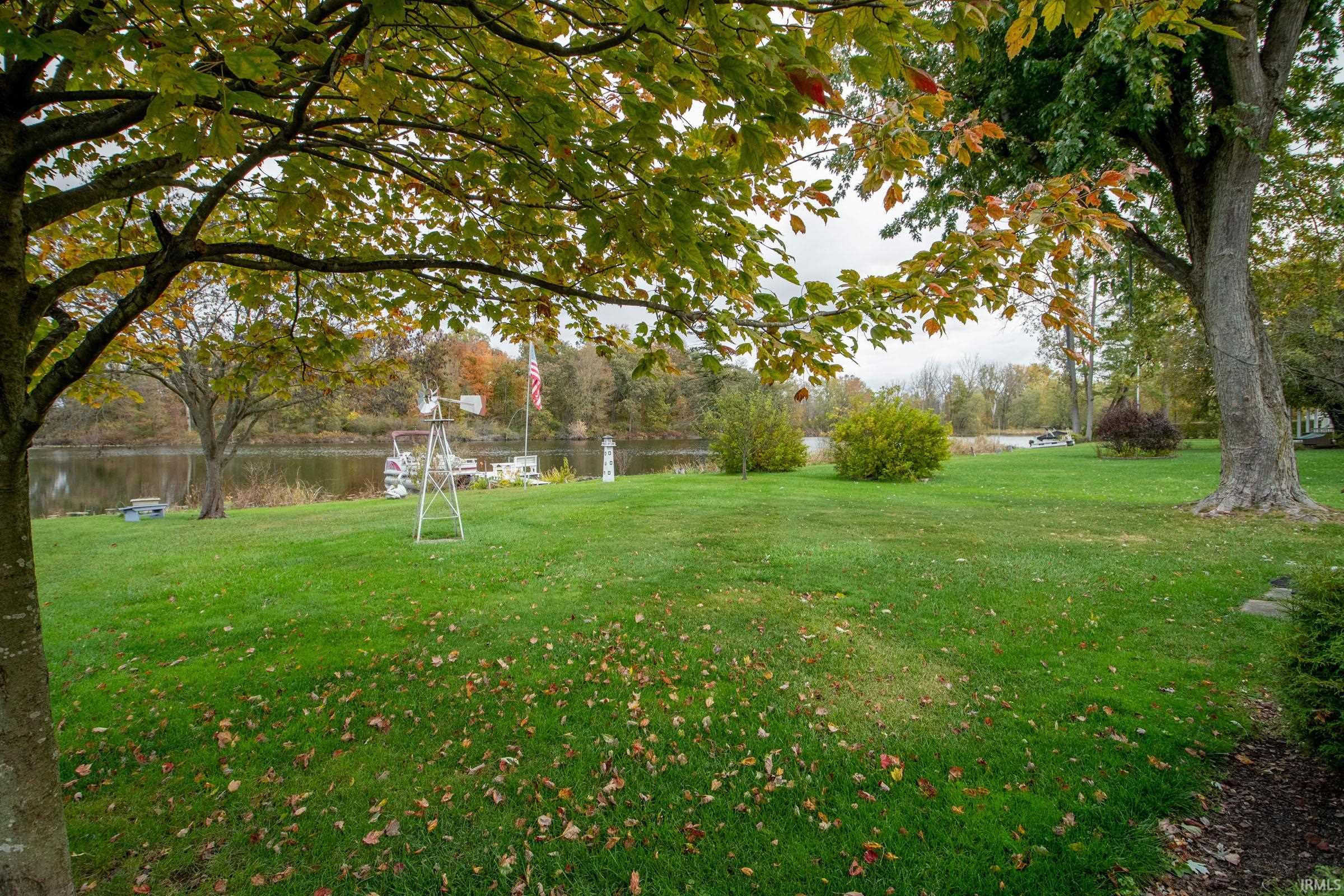 Photo 33 of 9274 W HARPER LAKE Road