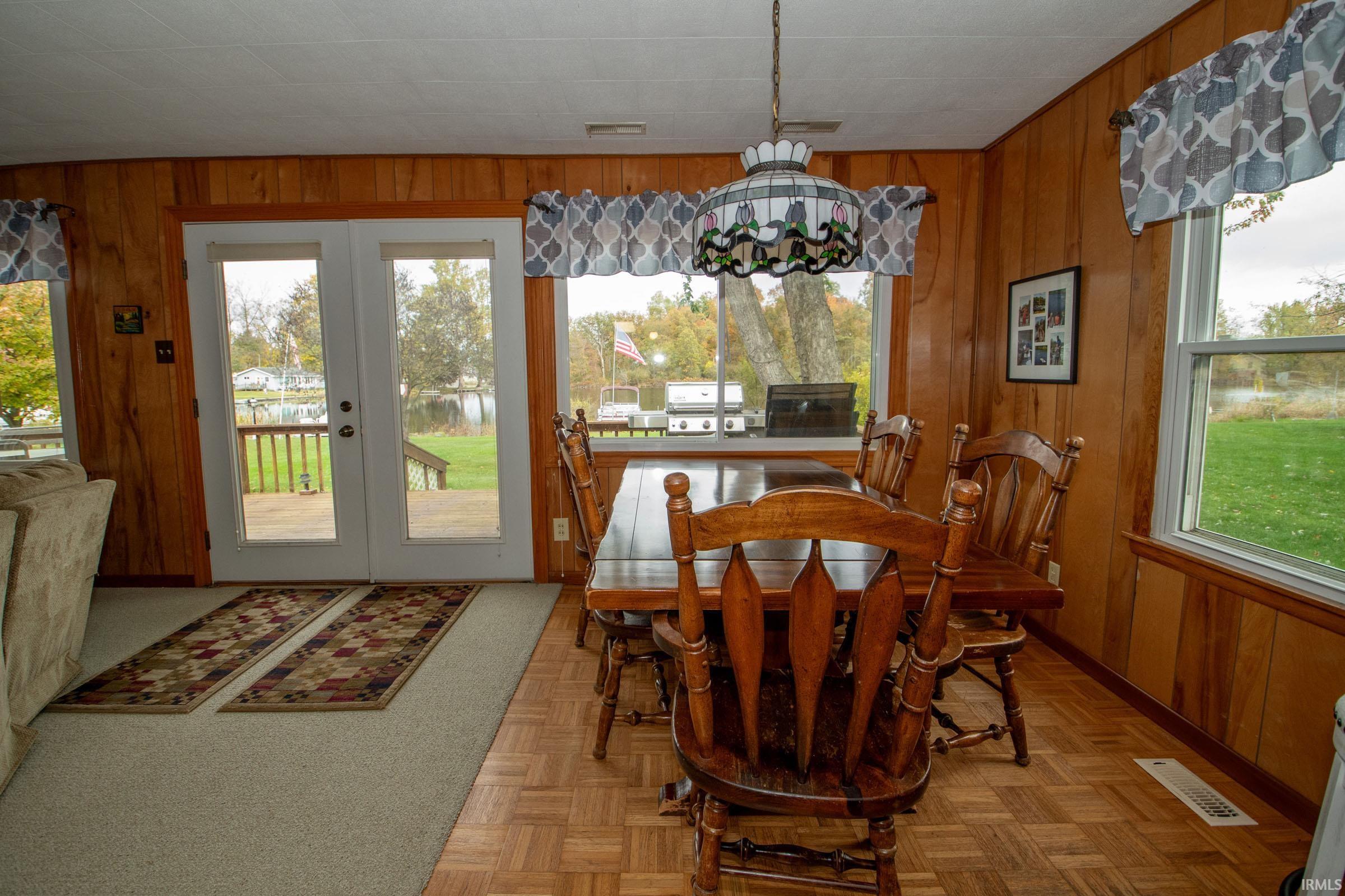 Photo 4 of 9274 W HARPER LAKE Road