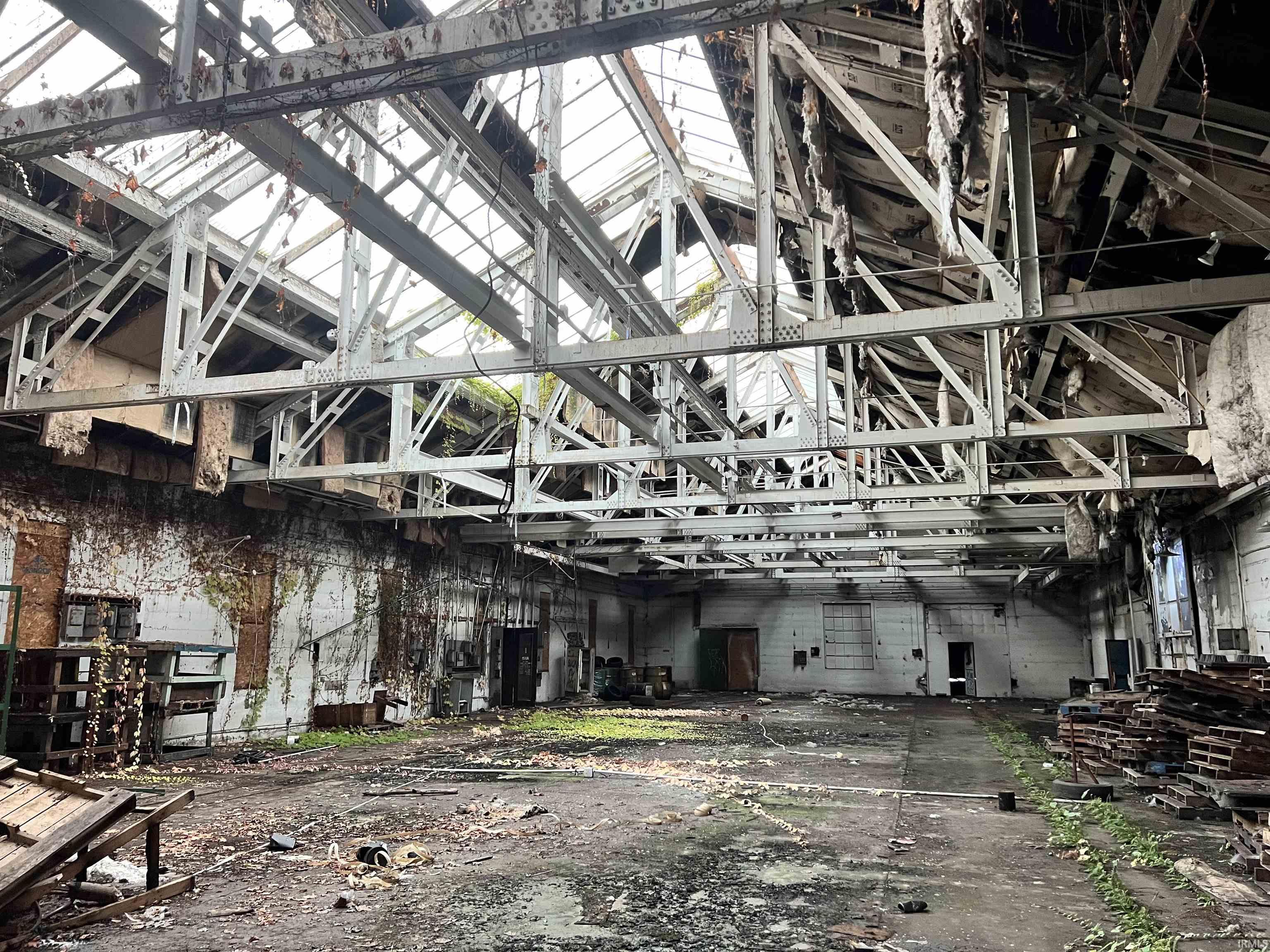 Photo 15 of 929 N Michigan Street