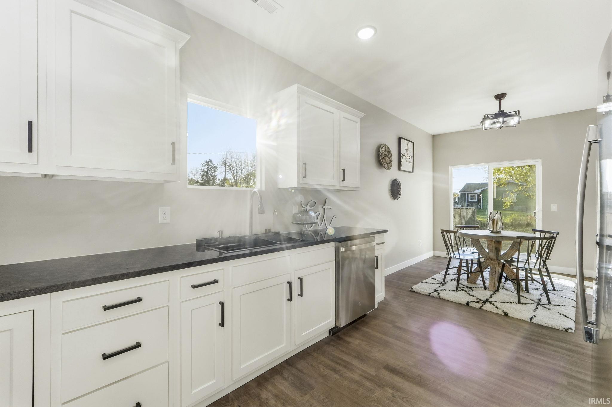 Photo 12 of 2812 Drexel Avenue